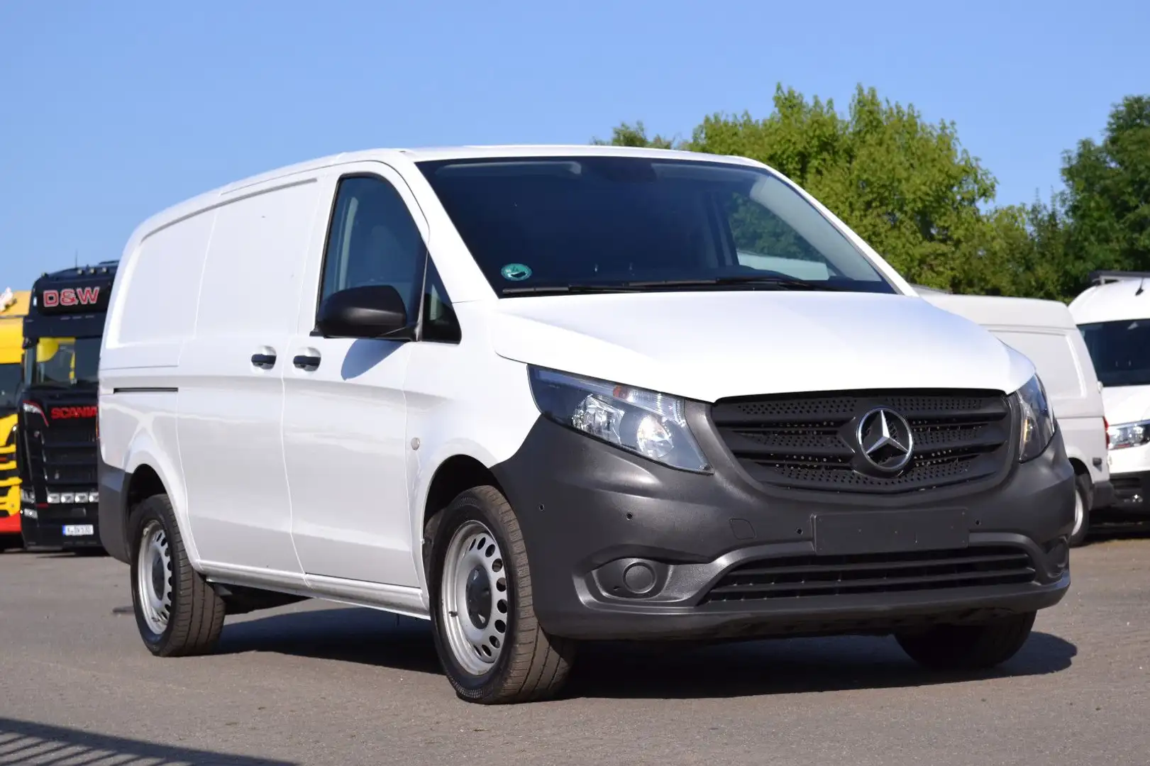 Mercedes-Benz Vito 116 CDI 4x4 Allrad lang  Automatik 9G Blanc - 2