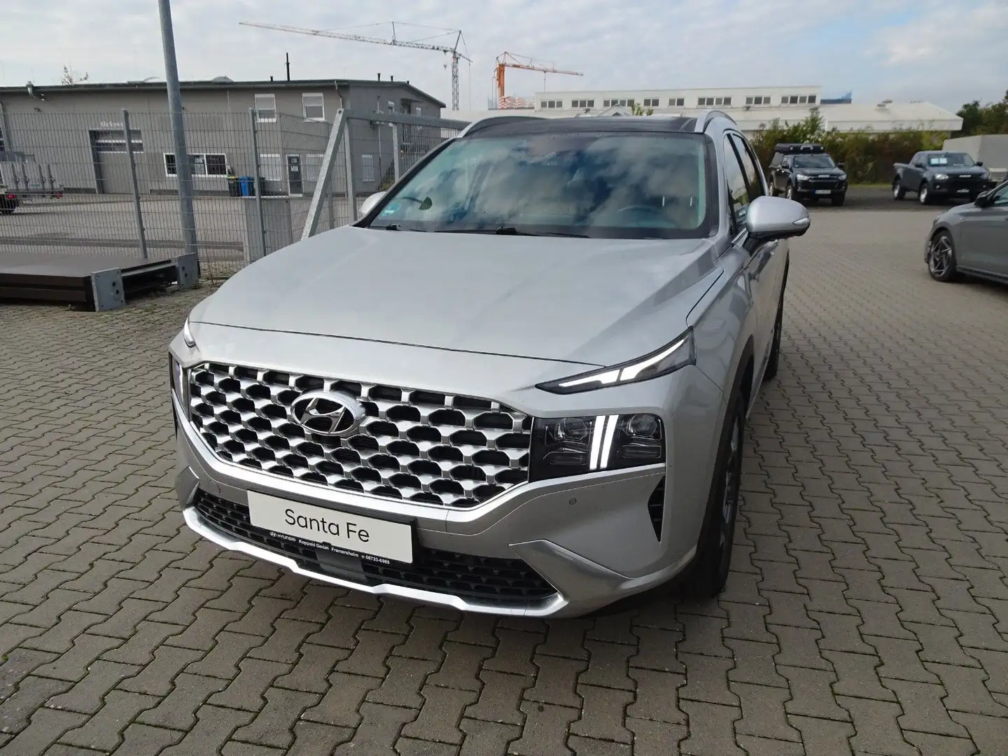 Hyundai SANTA FE Prime Plug-In 4WD 7-SITZER, AHK, 8-fach Silber - 1