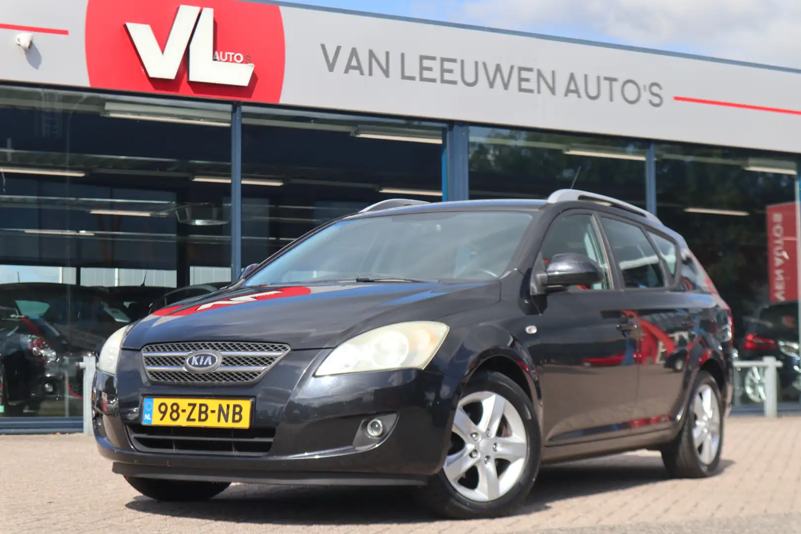 Kia Ceed / cee'd Sporty Wagon 2.0 X-ecutive | Automaat | Sensoren | Zwart - 1