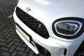 MINI Cooper SE Countryman ALL4 Untamed Automaat / Premium Go Pakket / Achter Blanc - thumbnail 12
