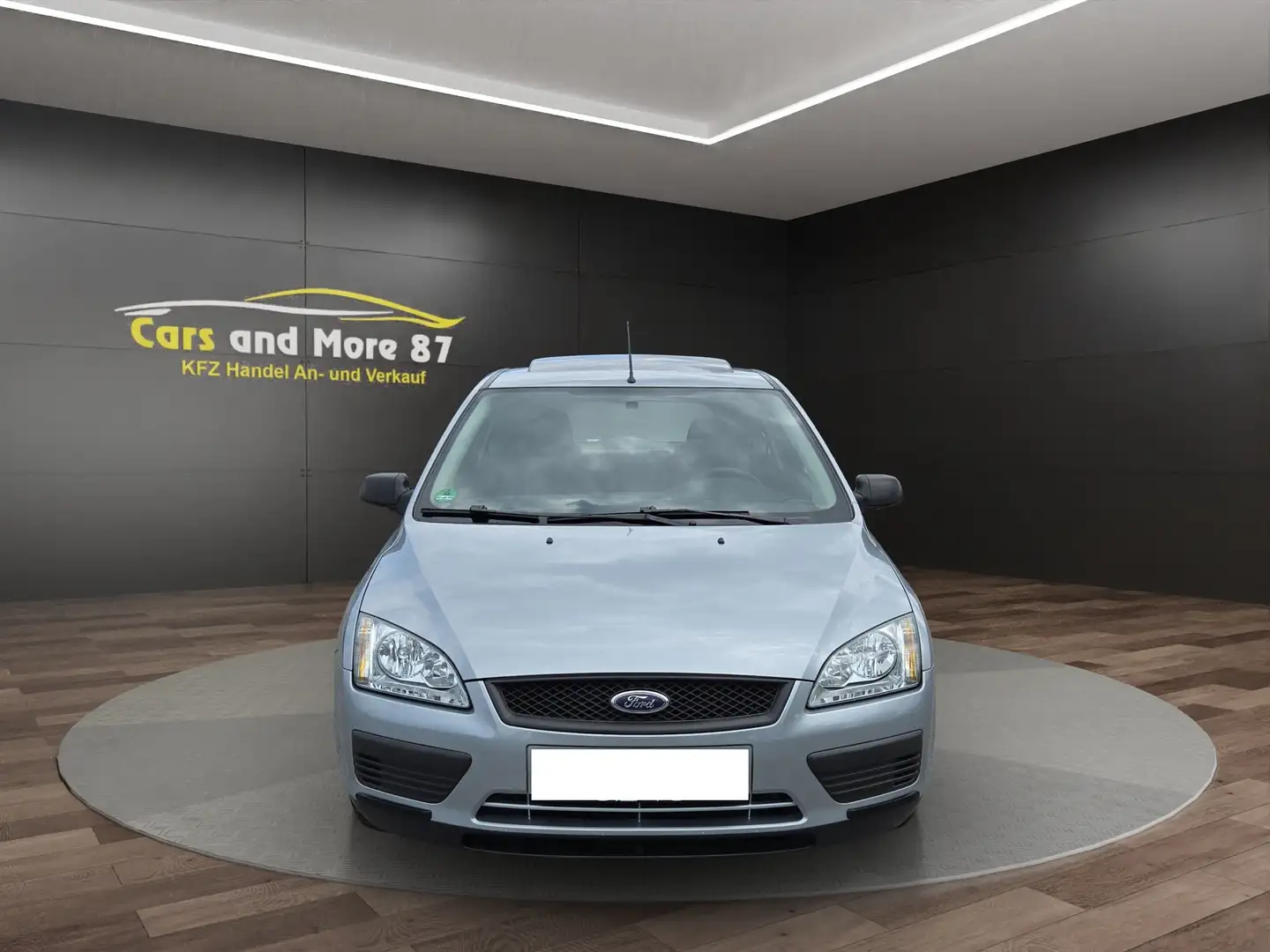 Ford Focus *HU/AU 9.26*114Tkm*1.Hand*Allwetterreifen*Klima* Grijs - 2