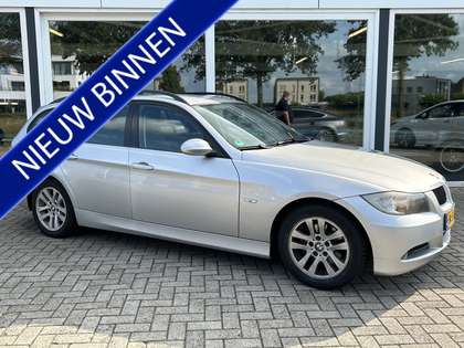 BMW 318 3-serie Touring 318i Executive Stoel verwarming /