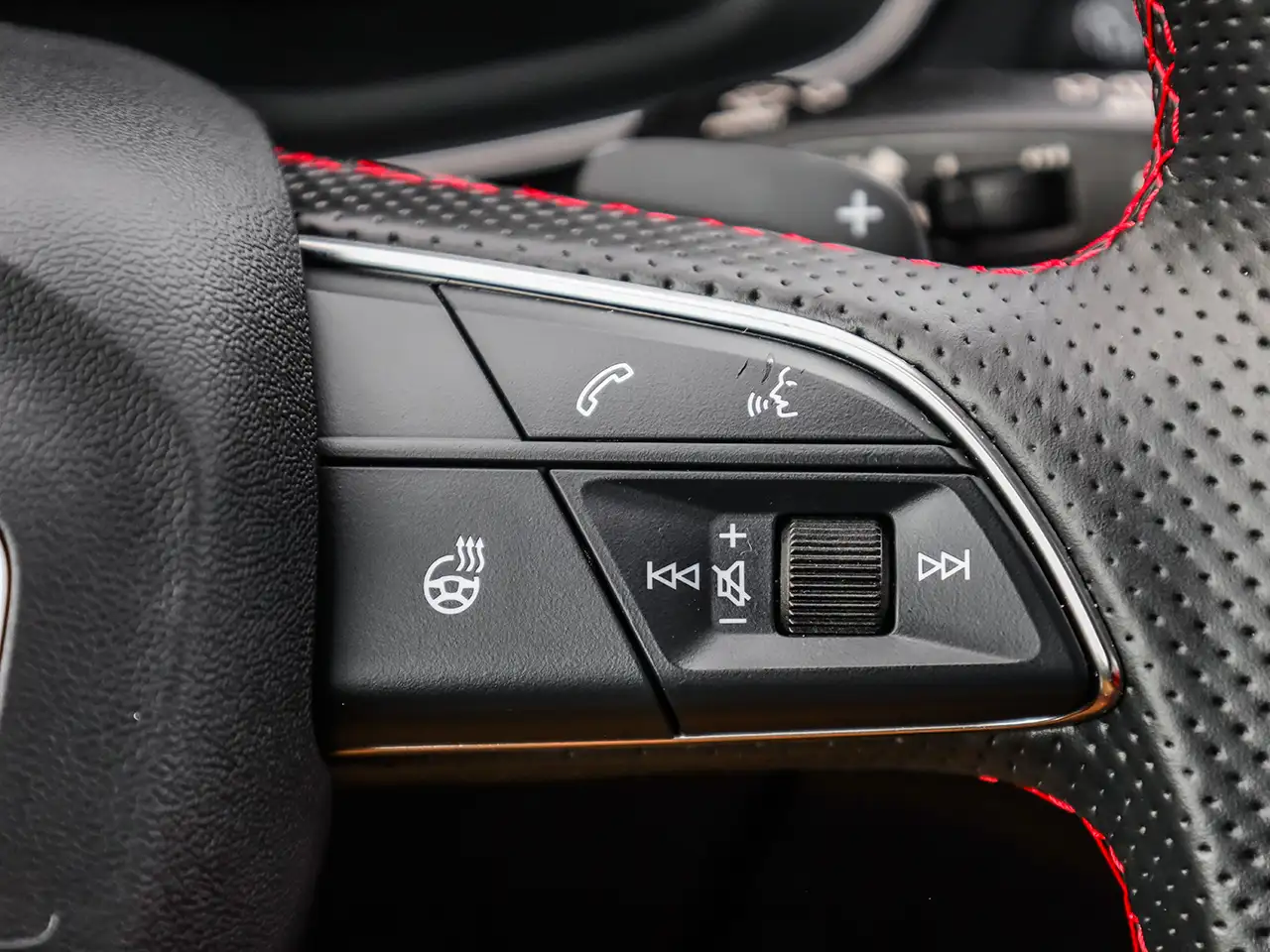 Audi SQ5 снимка Audi SQ5