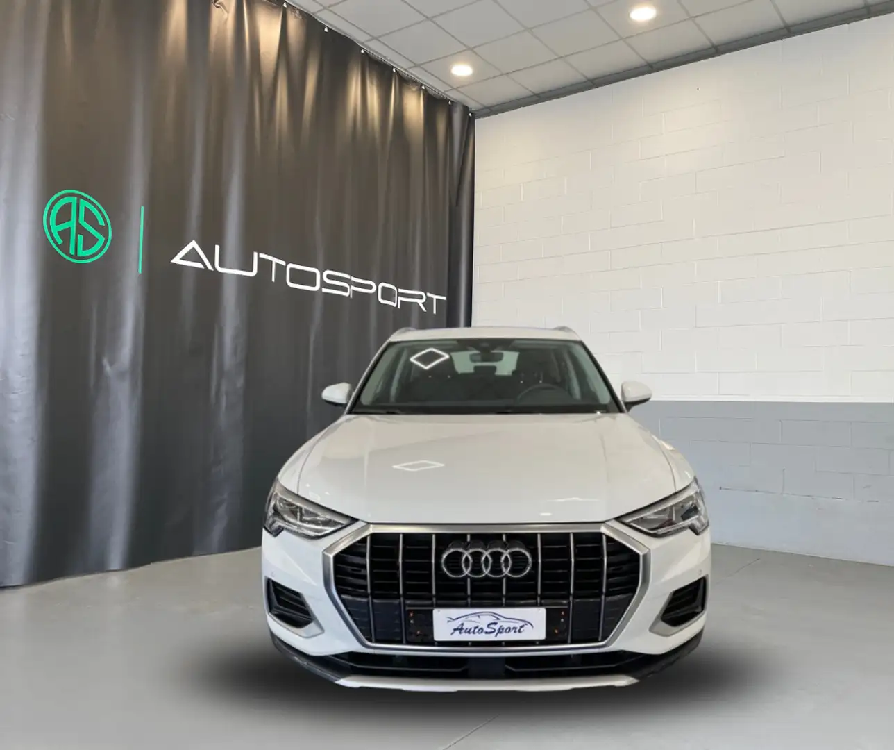 Audi Q3 35 TFSI S tronic Business Advanced Bianco - 2