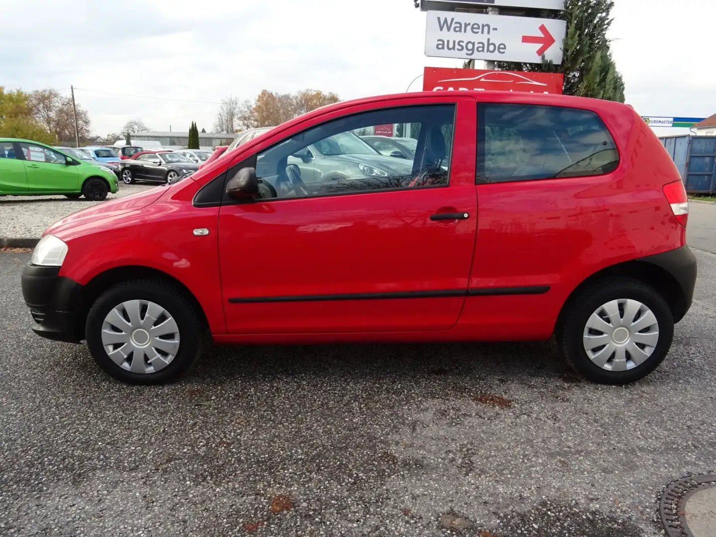 Volkswagen Fox Basis 1.4/ 75 PS Rot - 2
