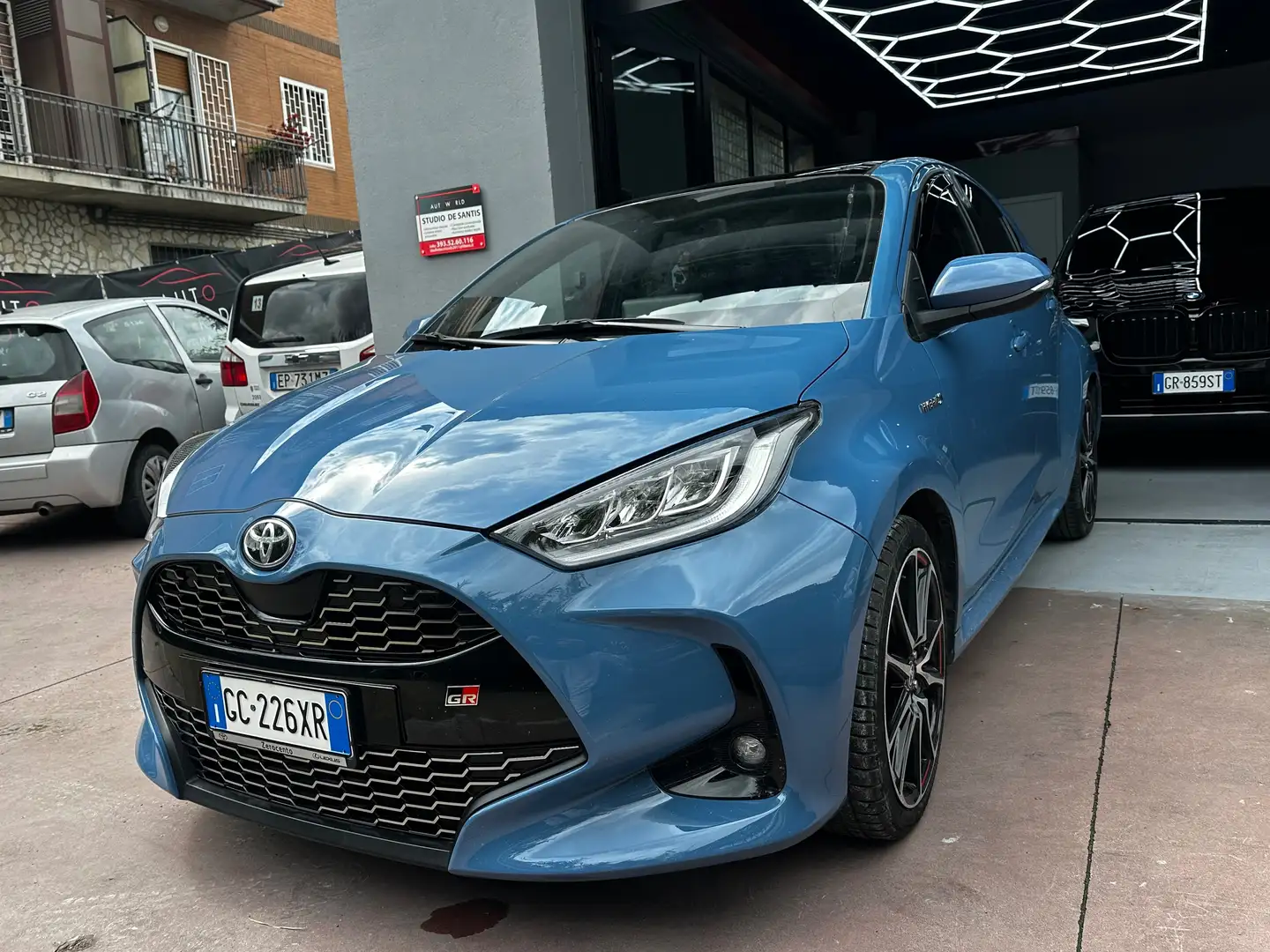 Toyota Yaris 1.5h GR SPORT NO VINCOLI FIANANZIARI Blu/Azzurro - 1