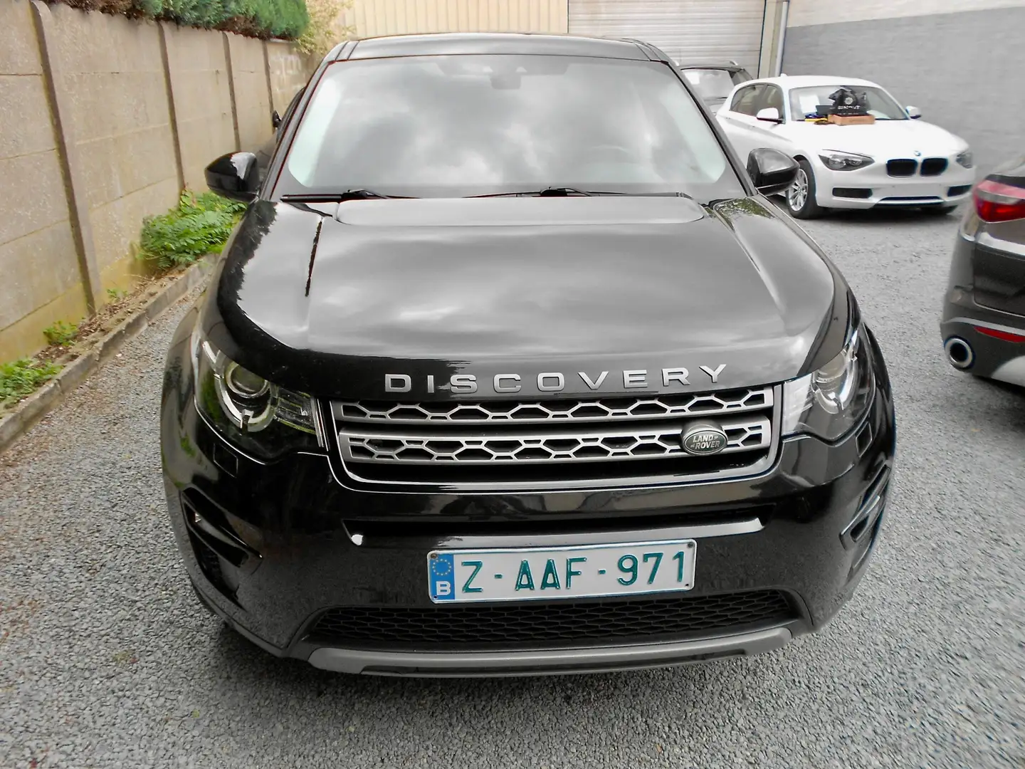 Land Rover Discovery Sport 2.0 T Si4 HSE Luxury  77086 km !! Zwart - 2