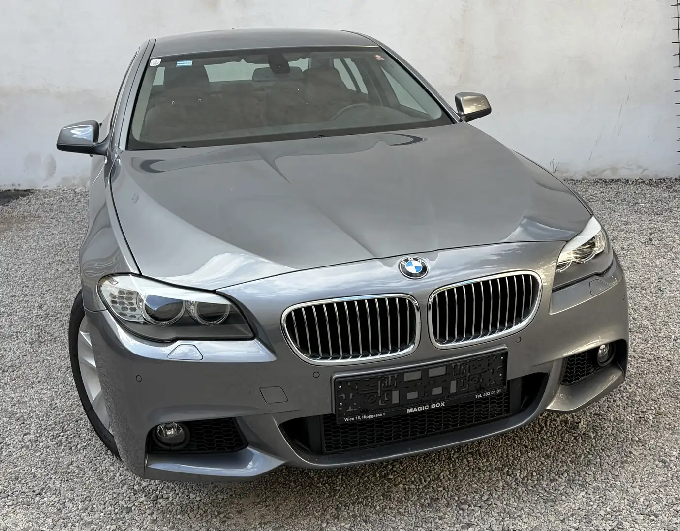 BMW 525 M-Paket*ERSTBESITZ*SERVICEGEPFLEGT*WENIG KILOMETER Grau - 2