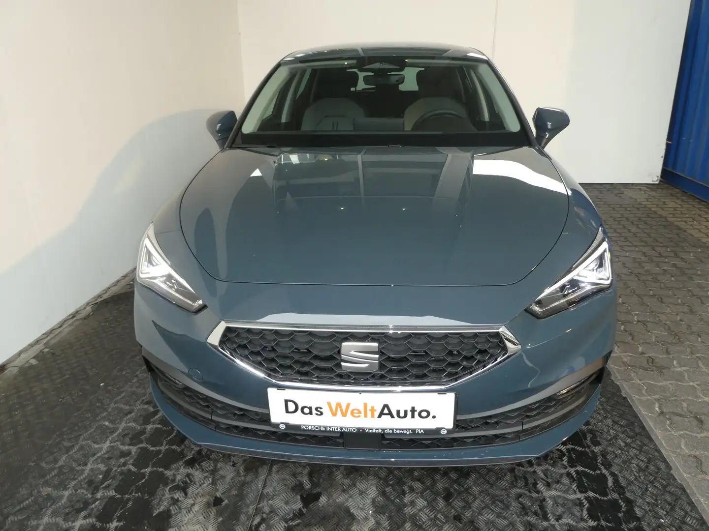 SEAT Leon Style Edition 1.5 TSI 115 PS Blau - 2