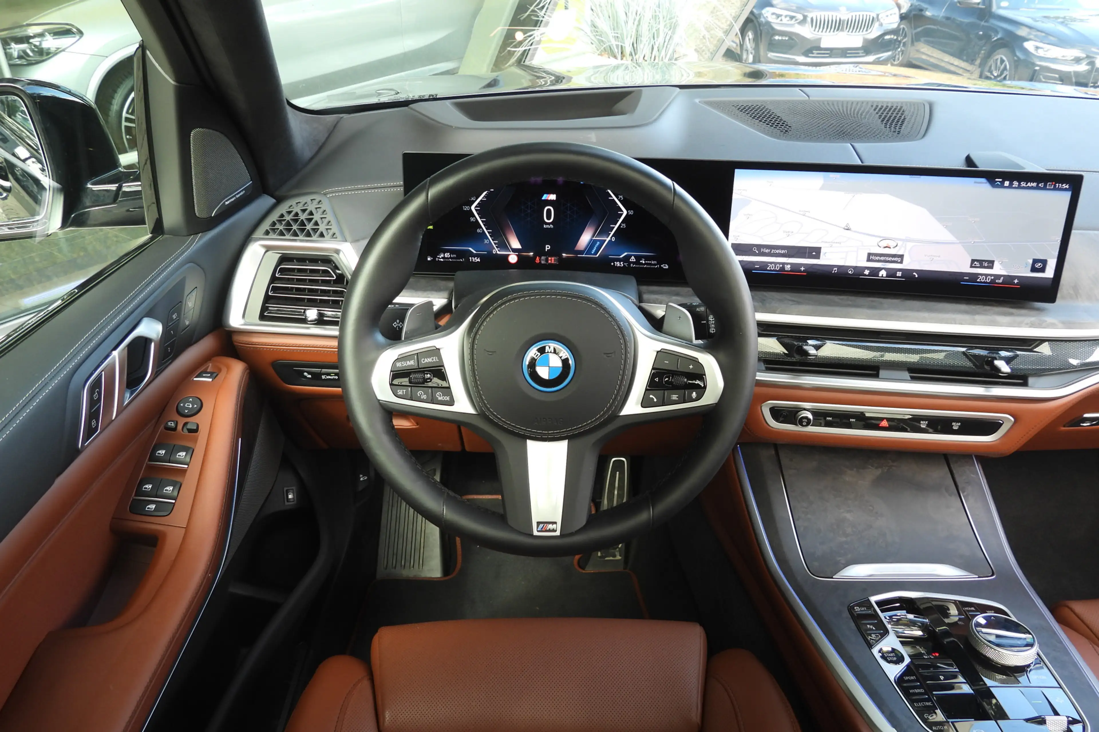 BMW X5 xDrive50e M Sport Automaat / Trekhaak / Panoramada — photo 2