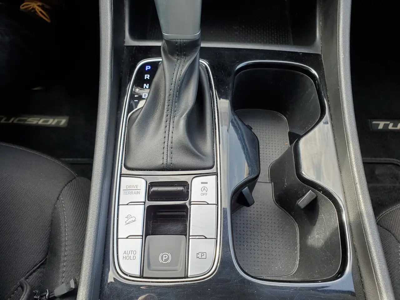 Hyundai TUCSON снимка Hyundai TUCSON