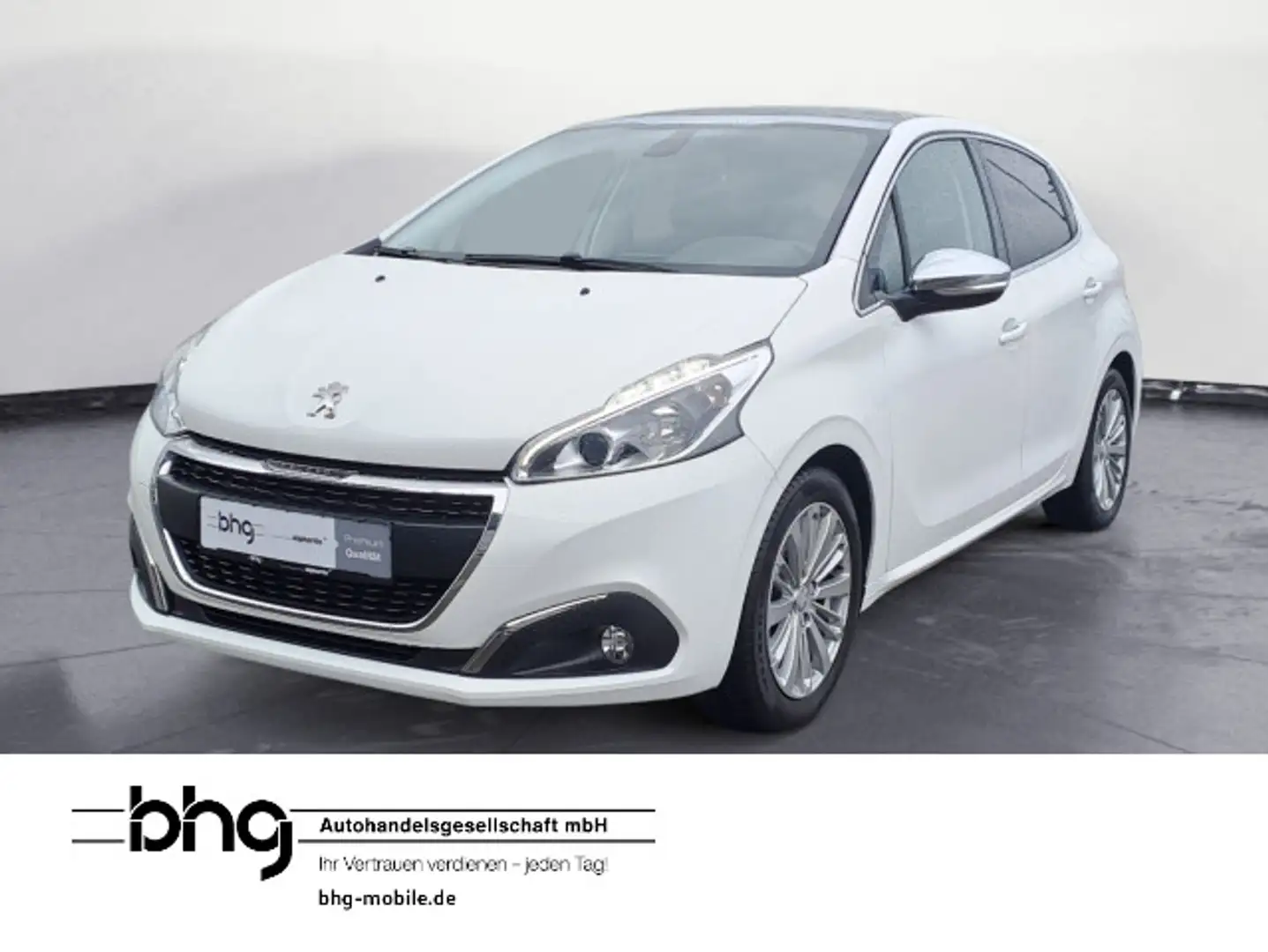 Peugeot 208 PureTech 82 Start & Stop Allure Pano Sitzhzg Weiß - 1