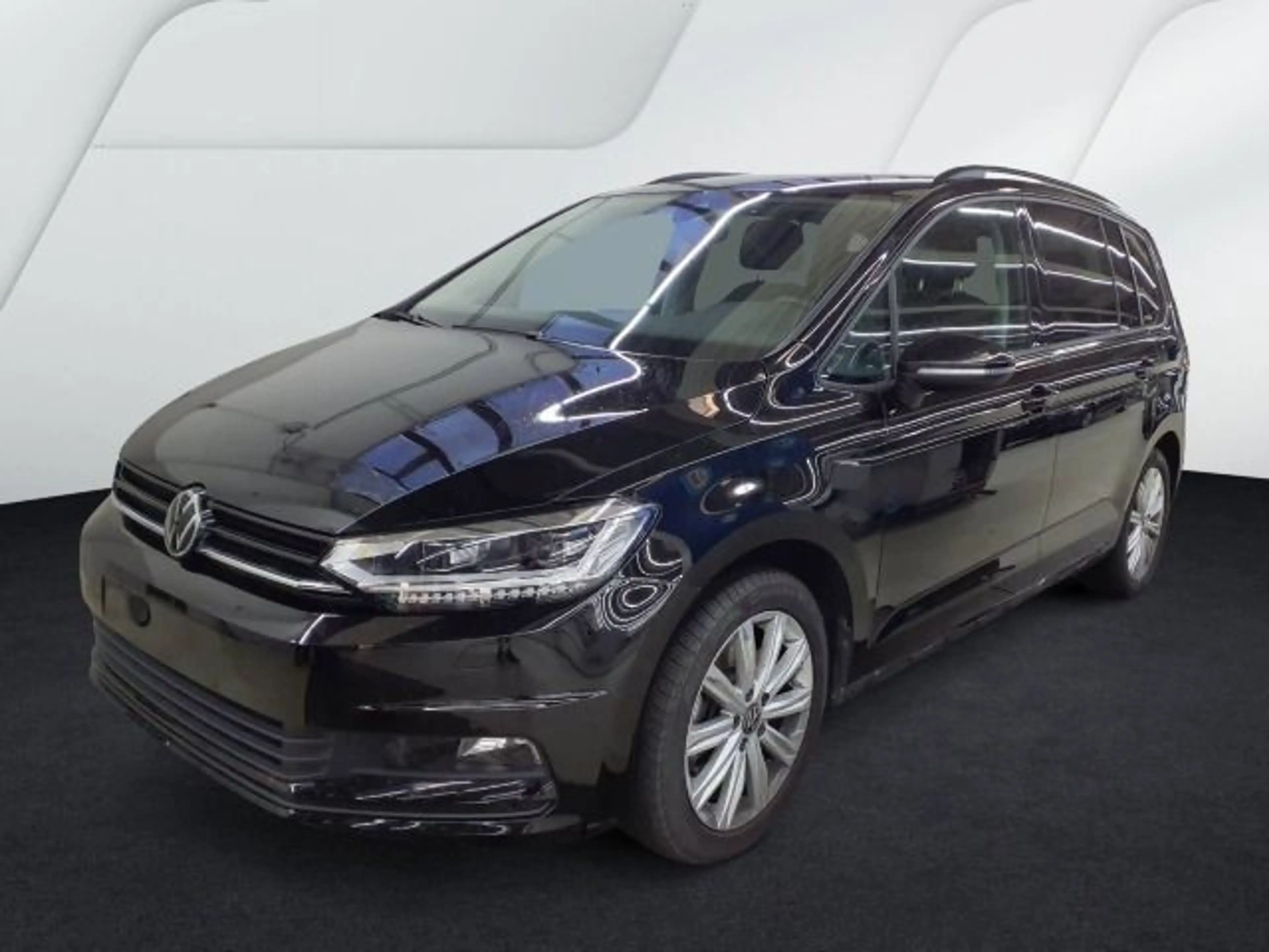 Volkswagen Touran 1.5 TSI DSG Highline Navi AHK LED 7Sitzer — photo 3