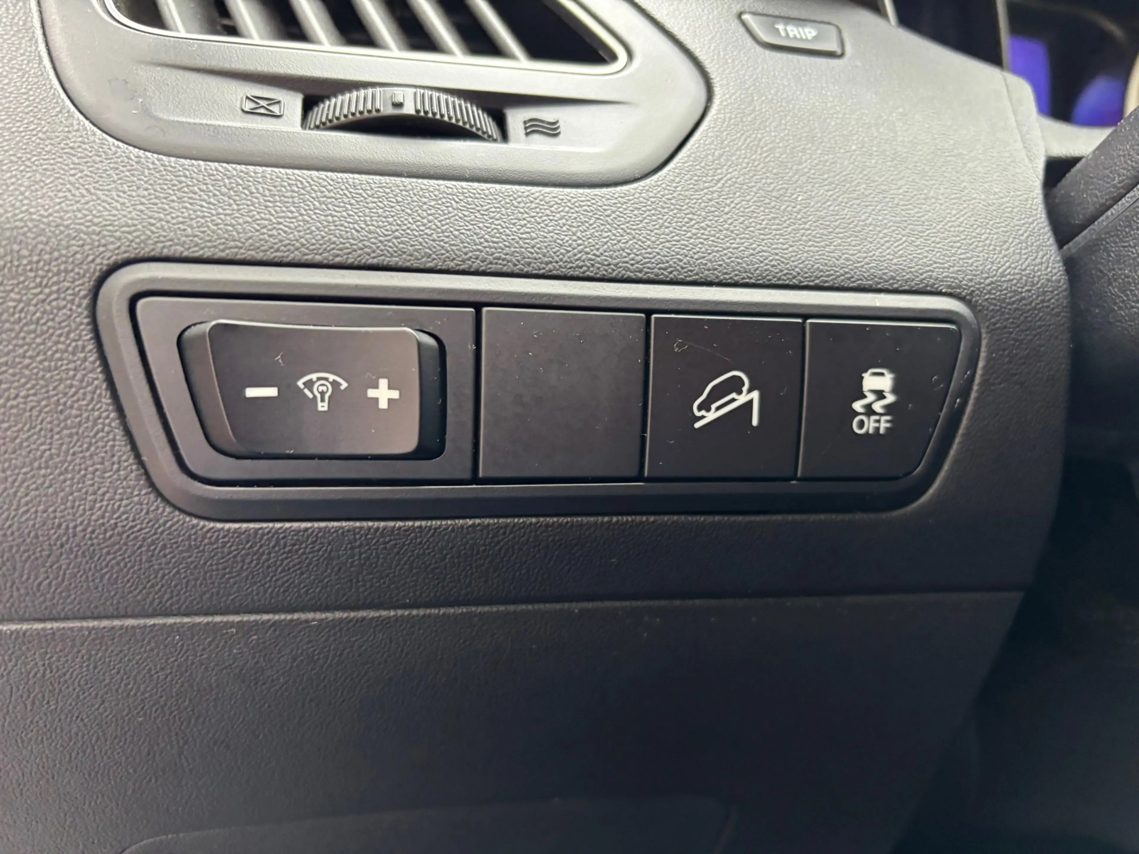 Hyundai iX35 2.0i Style — photo 21