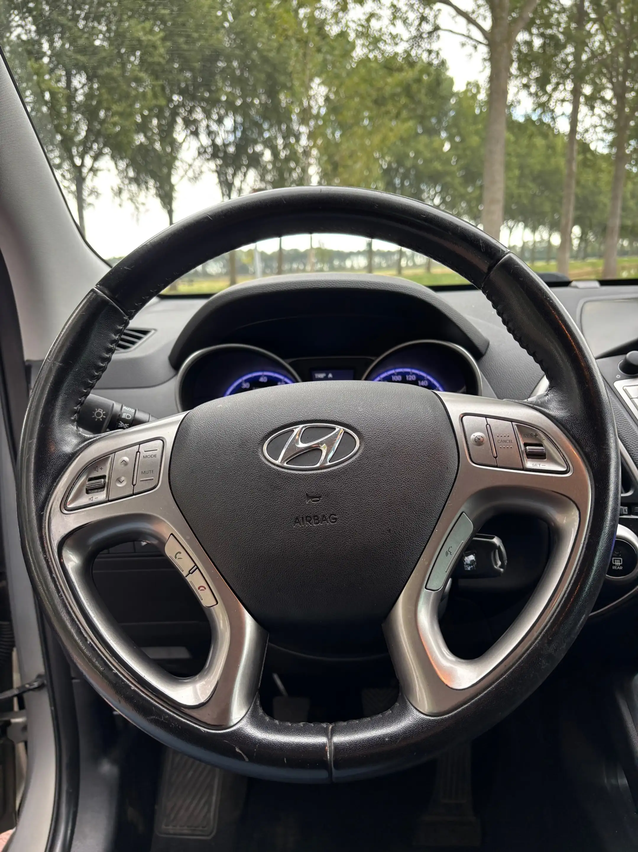Hyundai iX35 2.0i Style — photo 17
