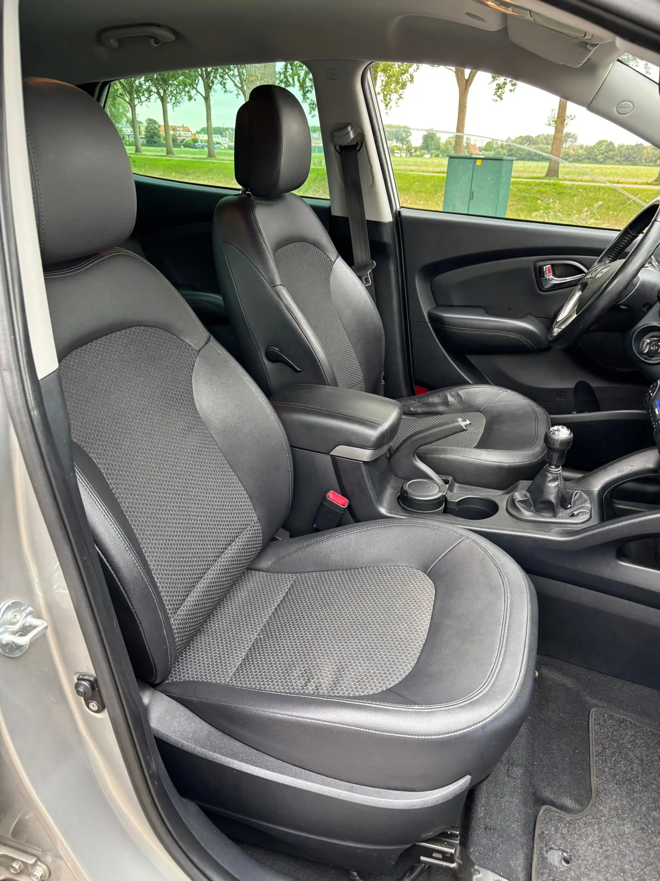 Hyundai iX35 2.0i Style — photo 16