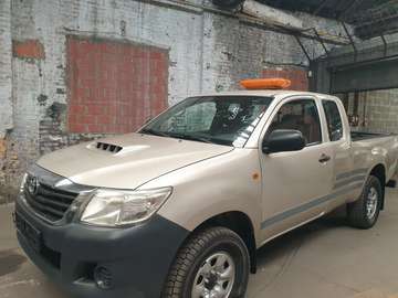 2.5 D-4D  Xtra Cab