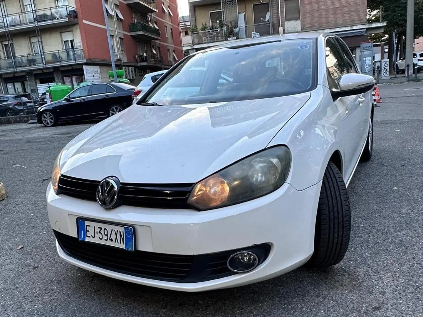 Volkswagen Golf Golf VI 2008 5p 1.6 tdi Comfortline Bianco - 1