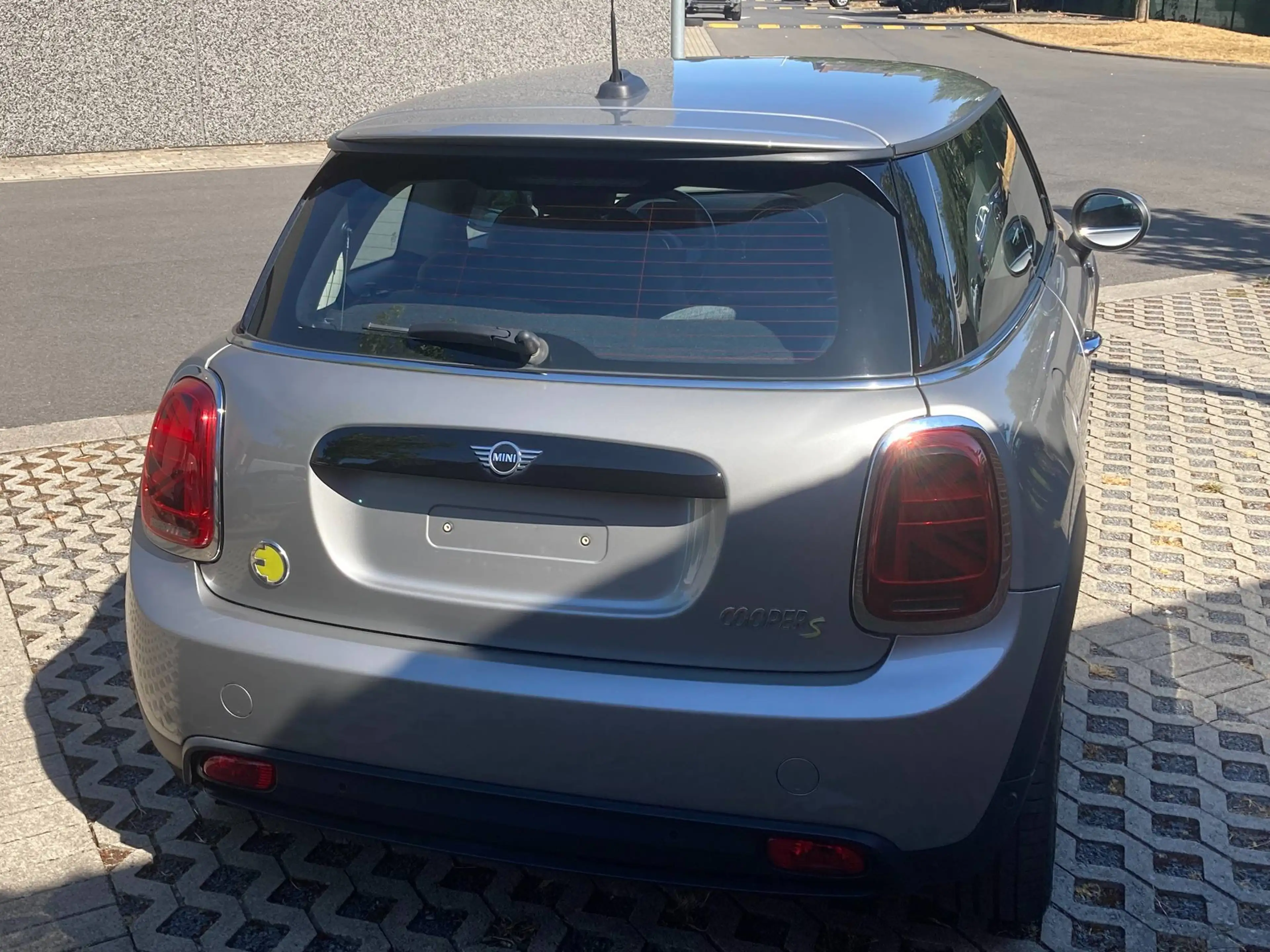 MINI Cooper SE Classic Trim - Alu Mini 17" - Soh batterij: 96,7 % !!! — photo 4
