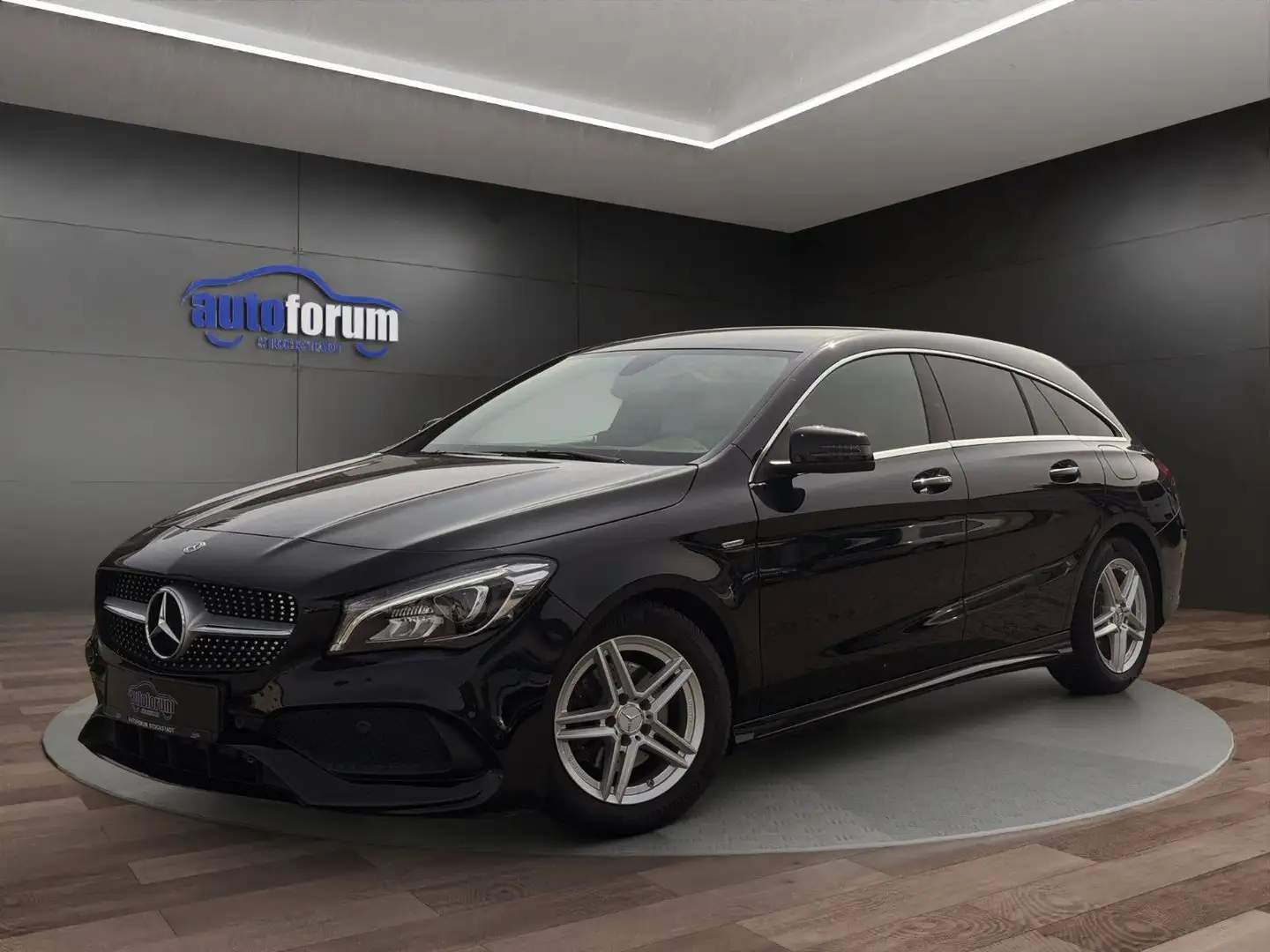 Mercedes-Benz CLA 180 SB AUT.°AMG°LED°NAVI°LEDER/ALCANTARA°SHZ Noir - 1