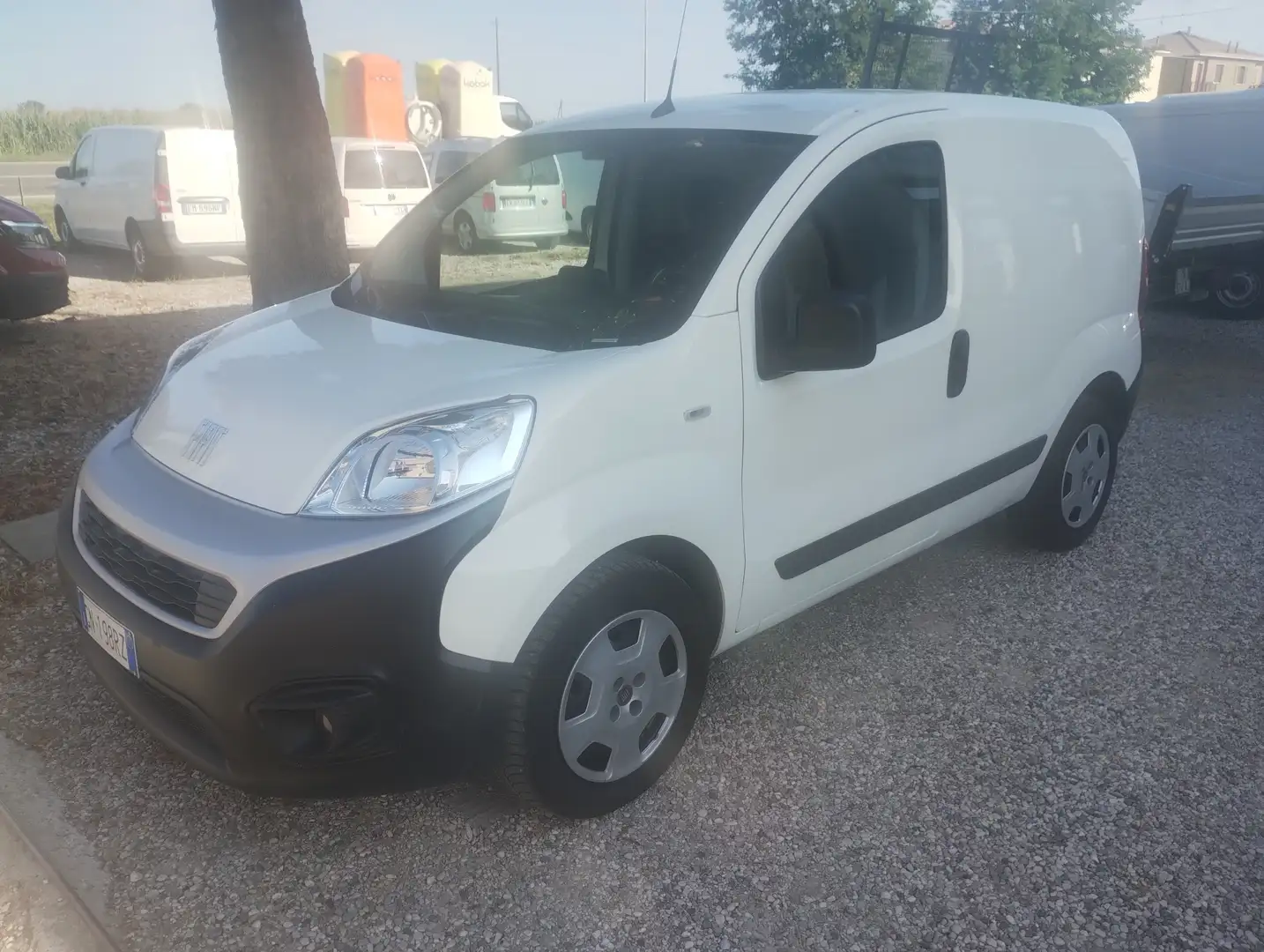 Fiat Fiorino 1.3 MJT 95CV Cargo SX Bianco - 2