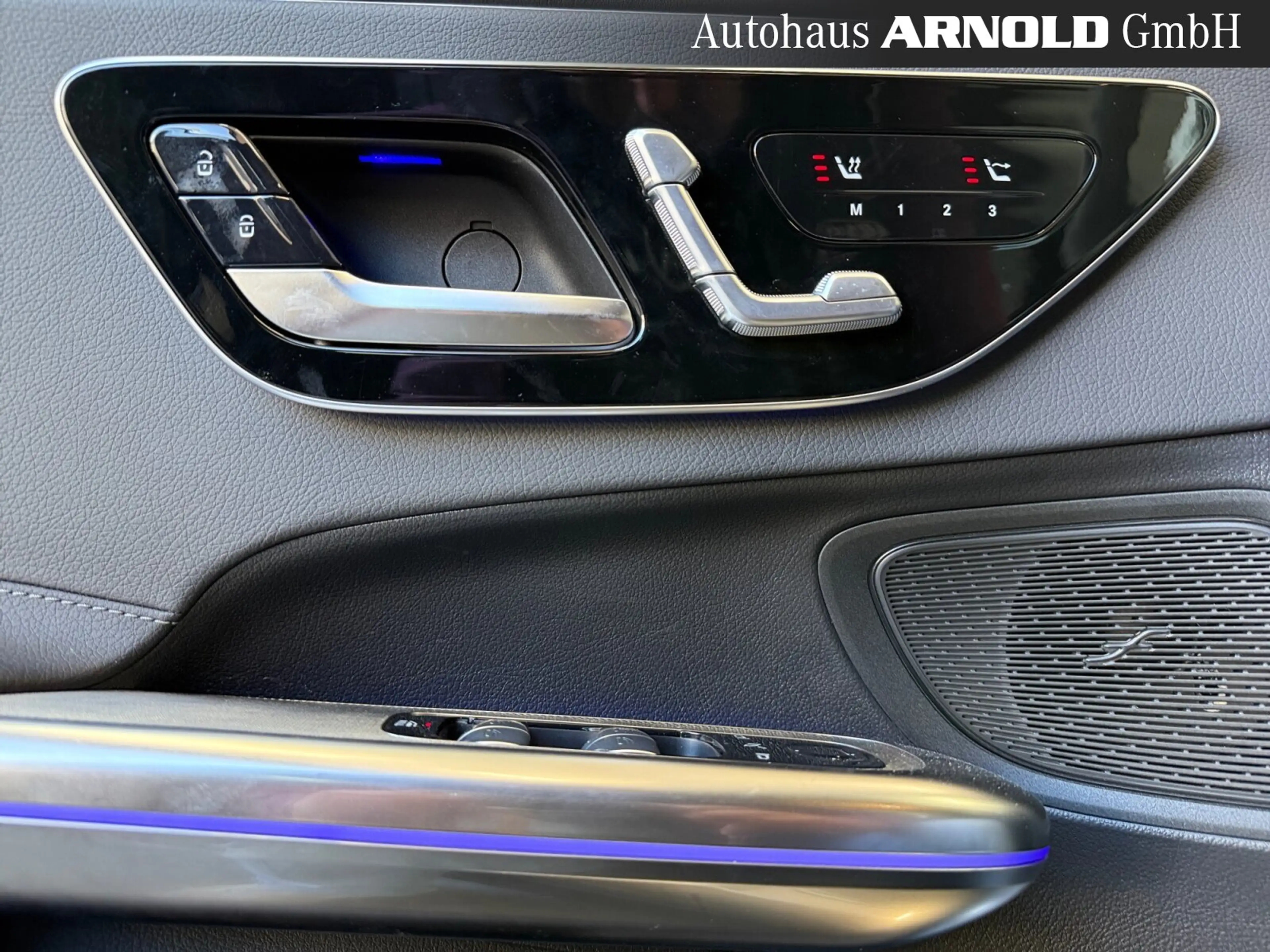Mercedes-Benz CLE 220 CLE 220 d Cabrio AMG-Line Memory LED Lenkradhzg. — photo 10
