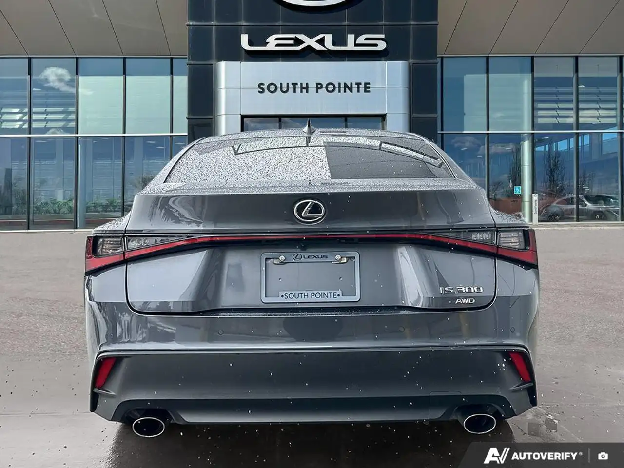 Lexus IS снимка Lexus IS