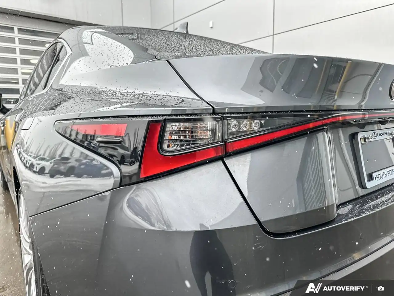 Lexus IS снимка Lexus IS