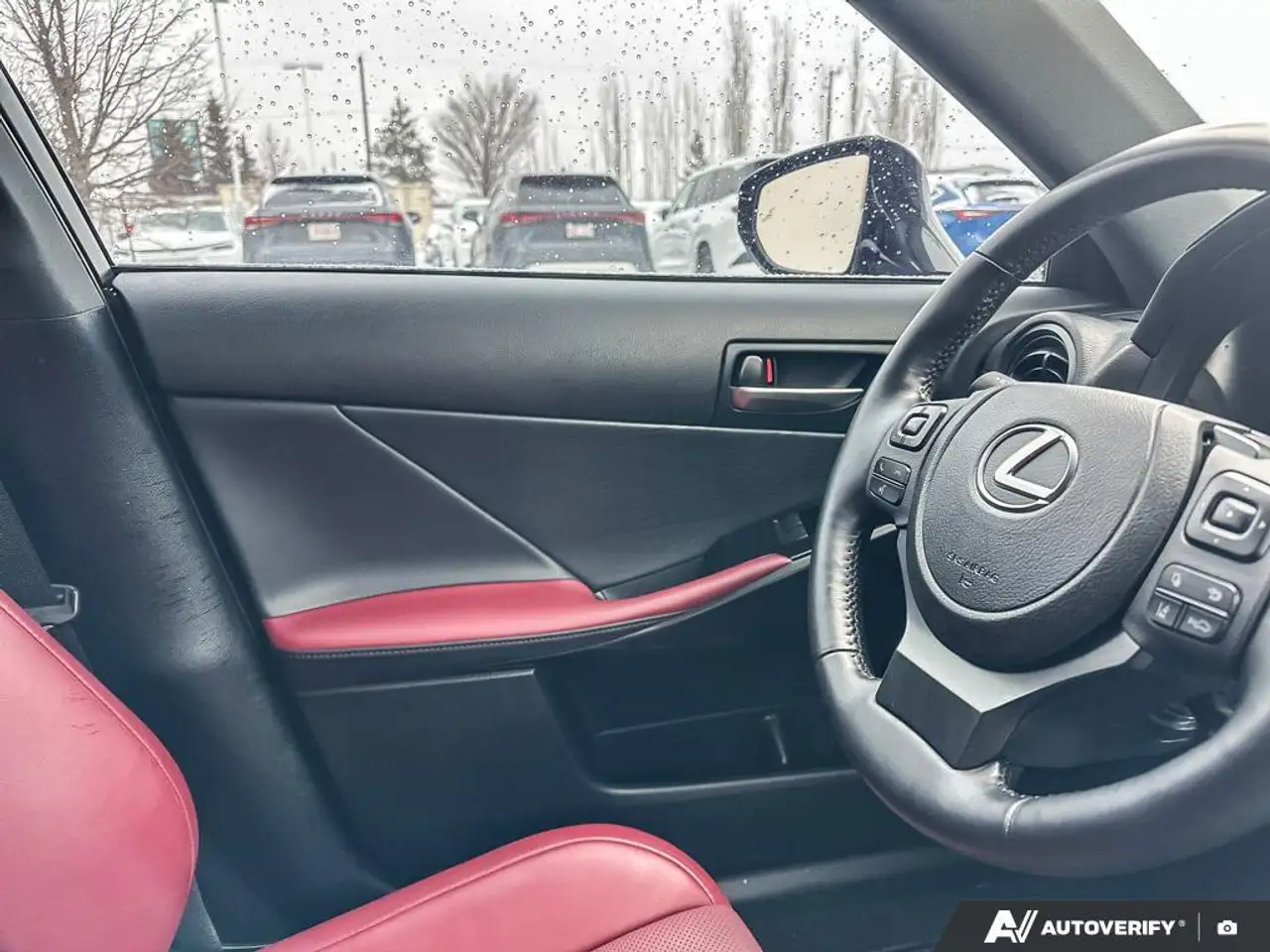Lexus IS снимка Lexus IS