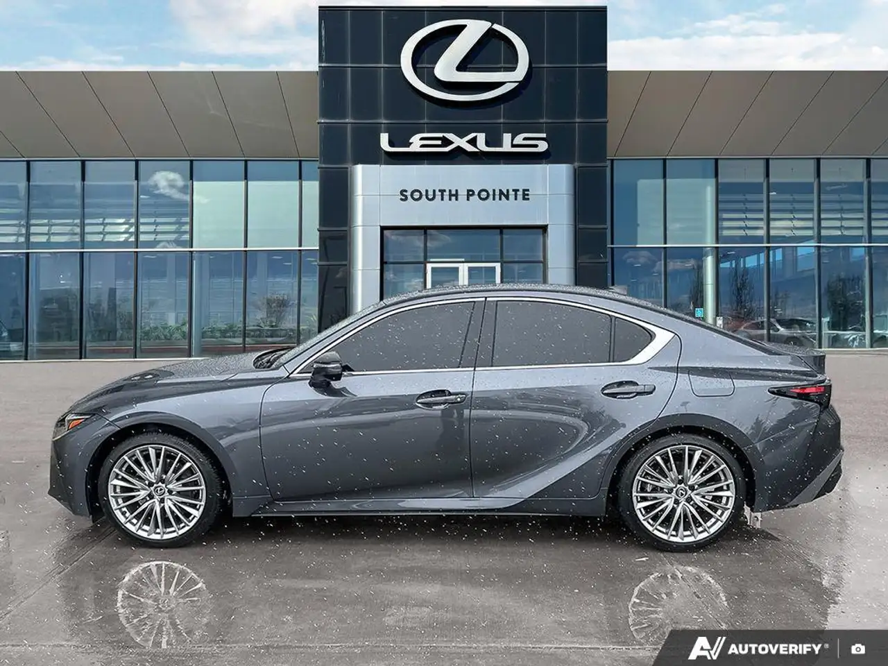 Lexus IS снимка Lexus IS