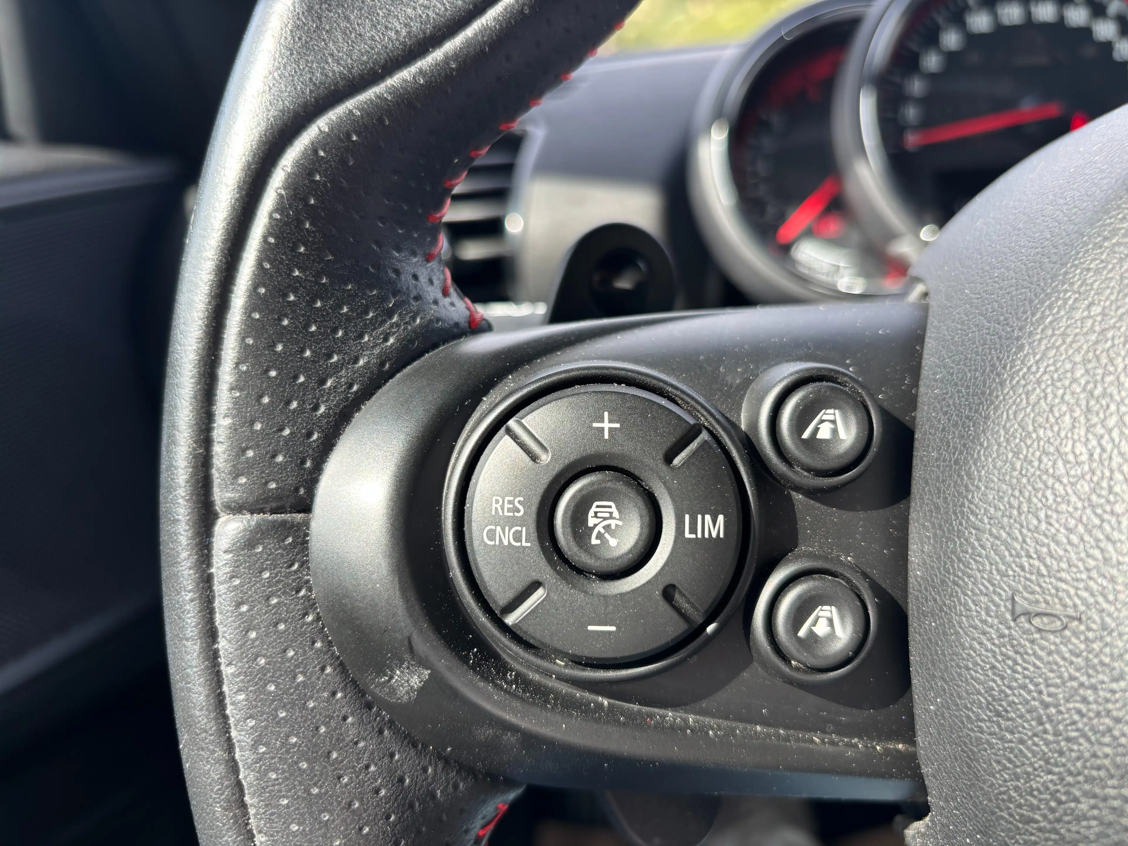 MINI John Cooper Works Clubman Mini John Cooper Works Clubman All4 Aut. — photo 15