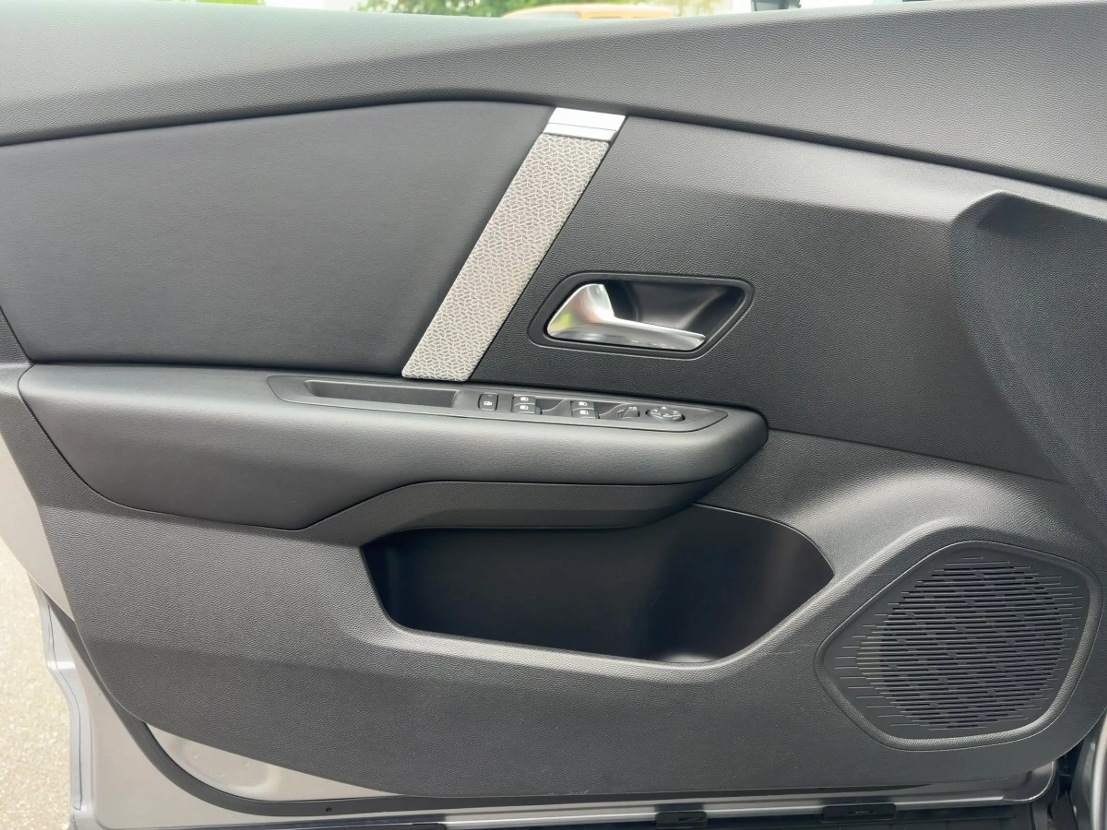 Citroen C4 X 1.2 PureTech 130 Max LED+Navi+2xKlima+Kam. — photo 11