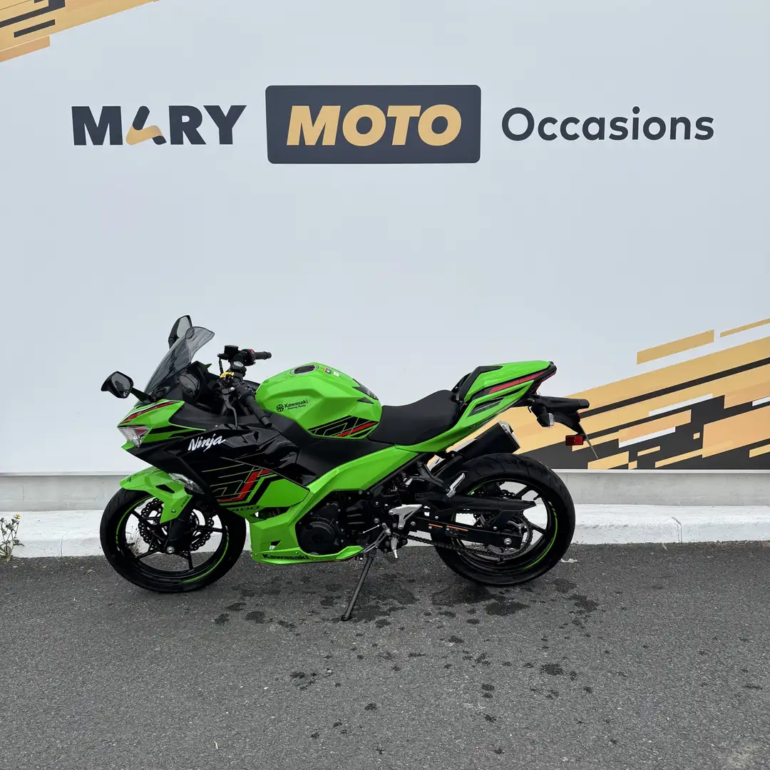 Kawasaki Ninja 400 Verde - 1