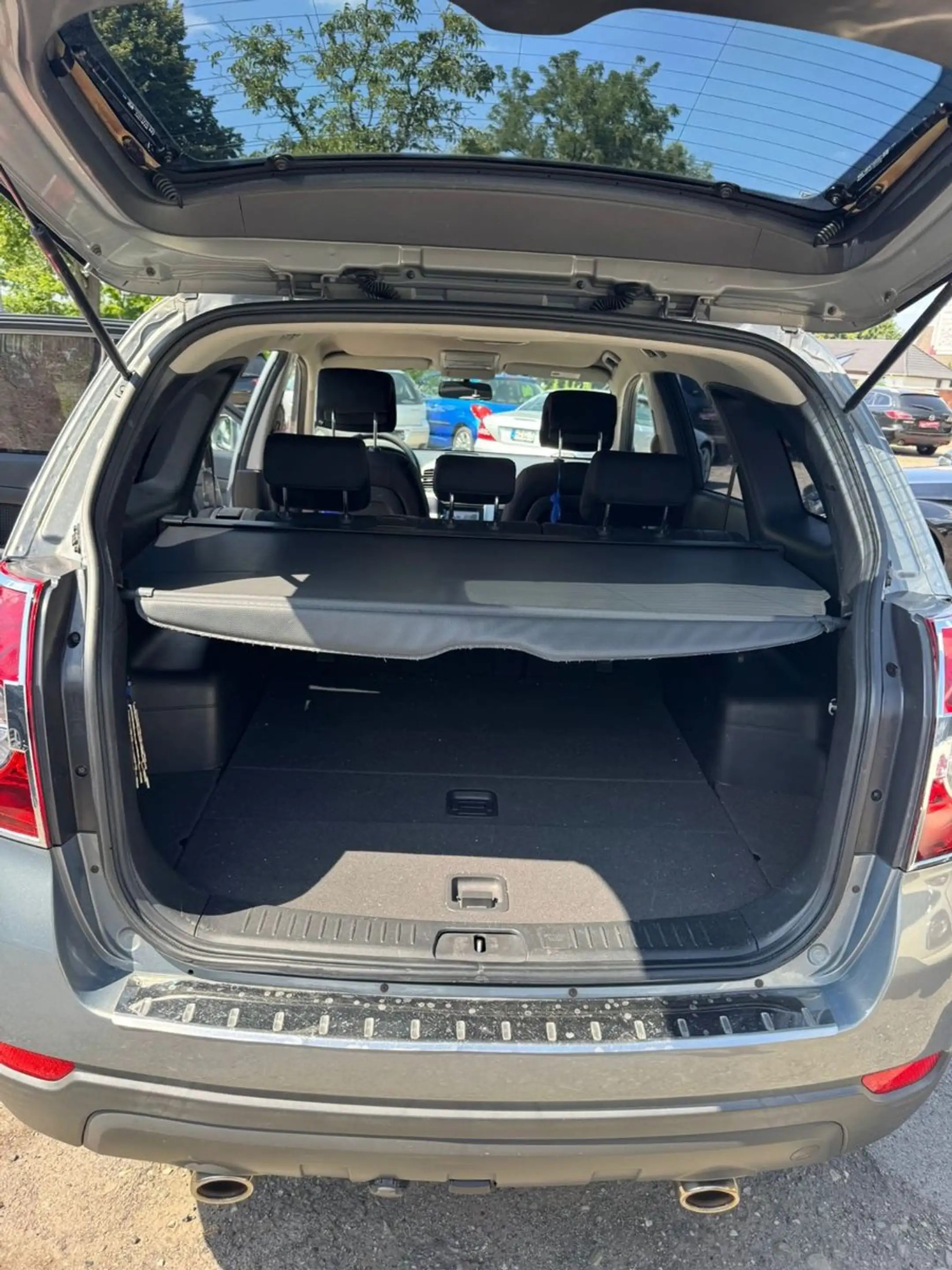 Chevrolet Captiva 2.4 LS 2WD 5-Sitzer — photo 14