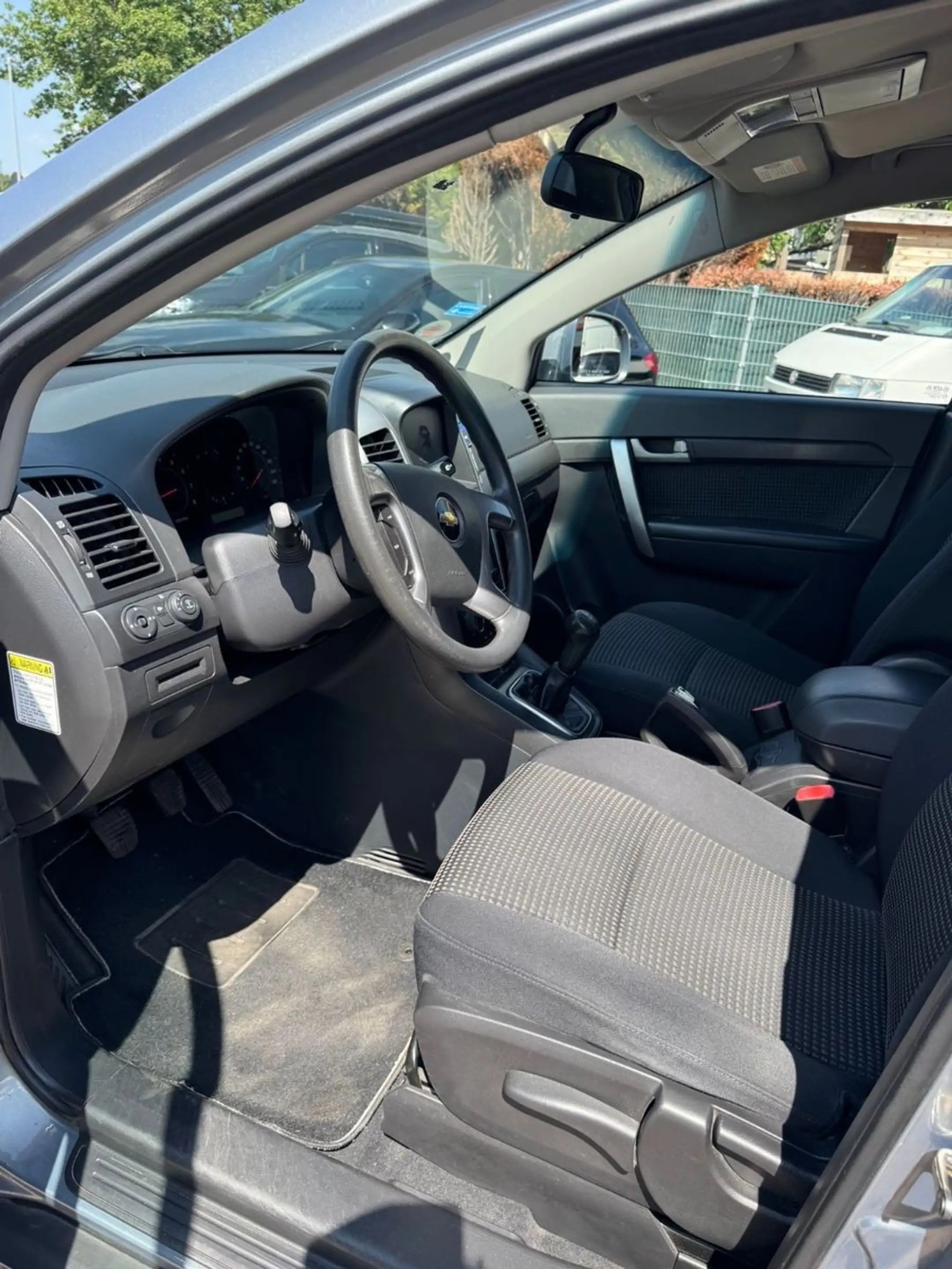 Chevrolet Captiva 2.4 LS 2WD 5-Sitzer — photo 11