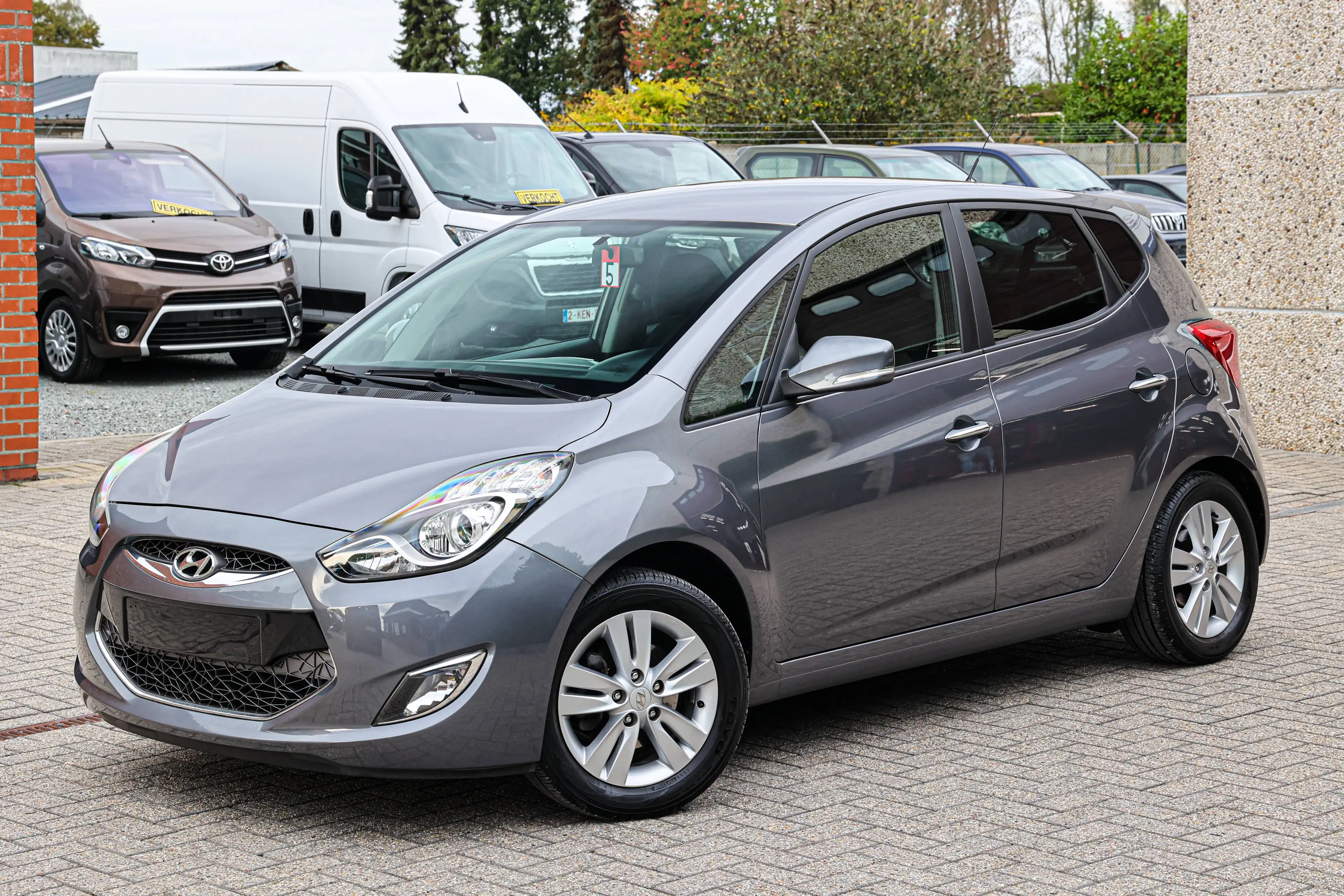 Hyundai iX20 PARKEERSENSOREN-ACHTER*MULTIFUNCTIONEELSTUUR*RADIO*AIRCO*