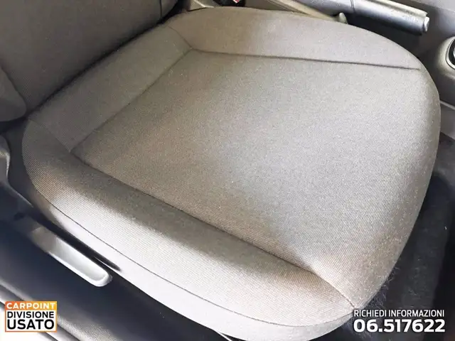 Volkswagen e-up! view 9