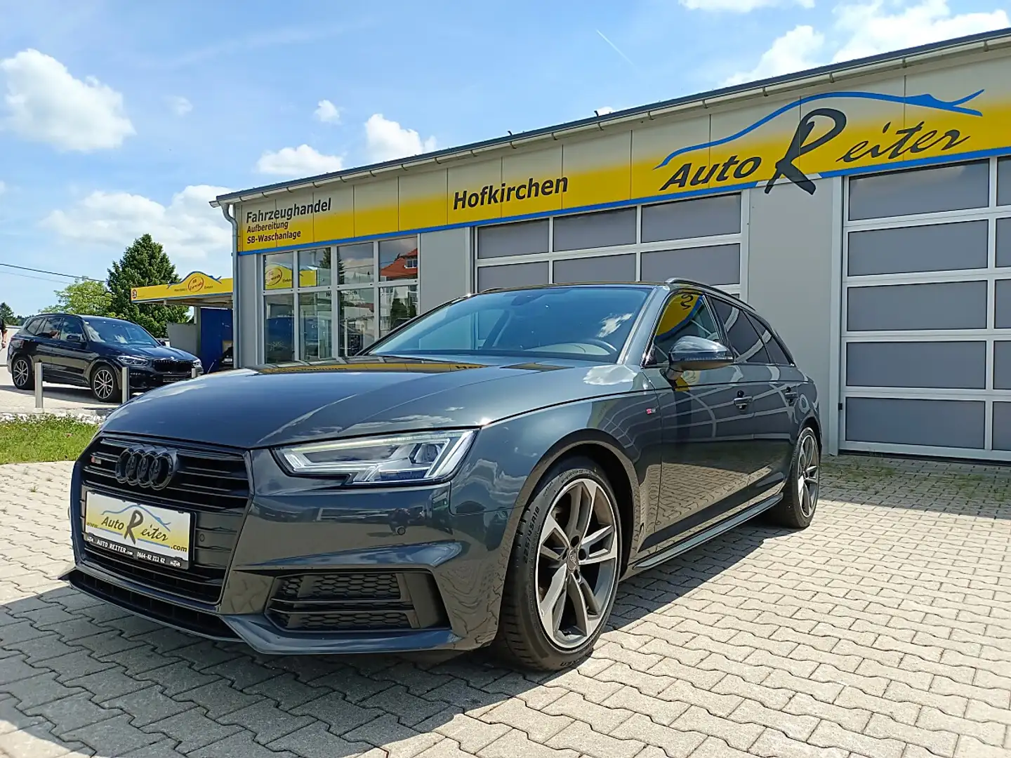 Audi A4 Avant 2,0 TDI Sport  s-line *LED*Navi*SHZ*GRA Grau - 1