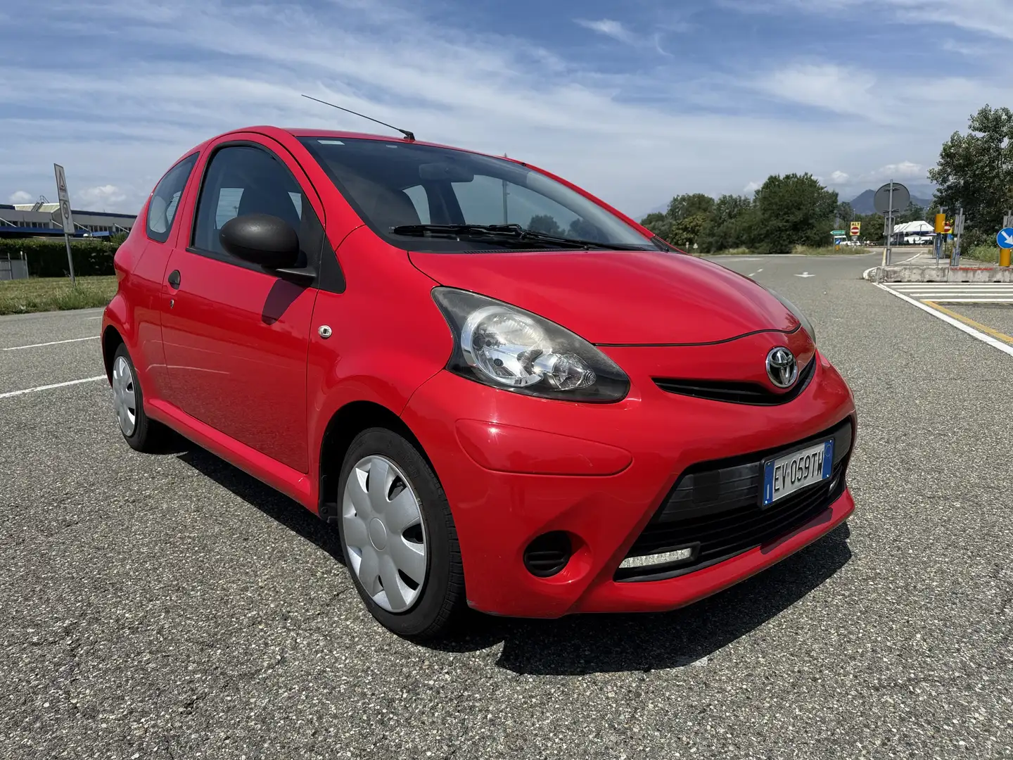 Toyota Aygo 3p 1.0 Active connect ANCHE PER NEO PATENTATI - 2