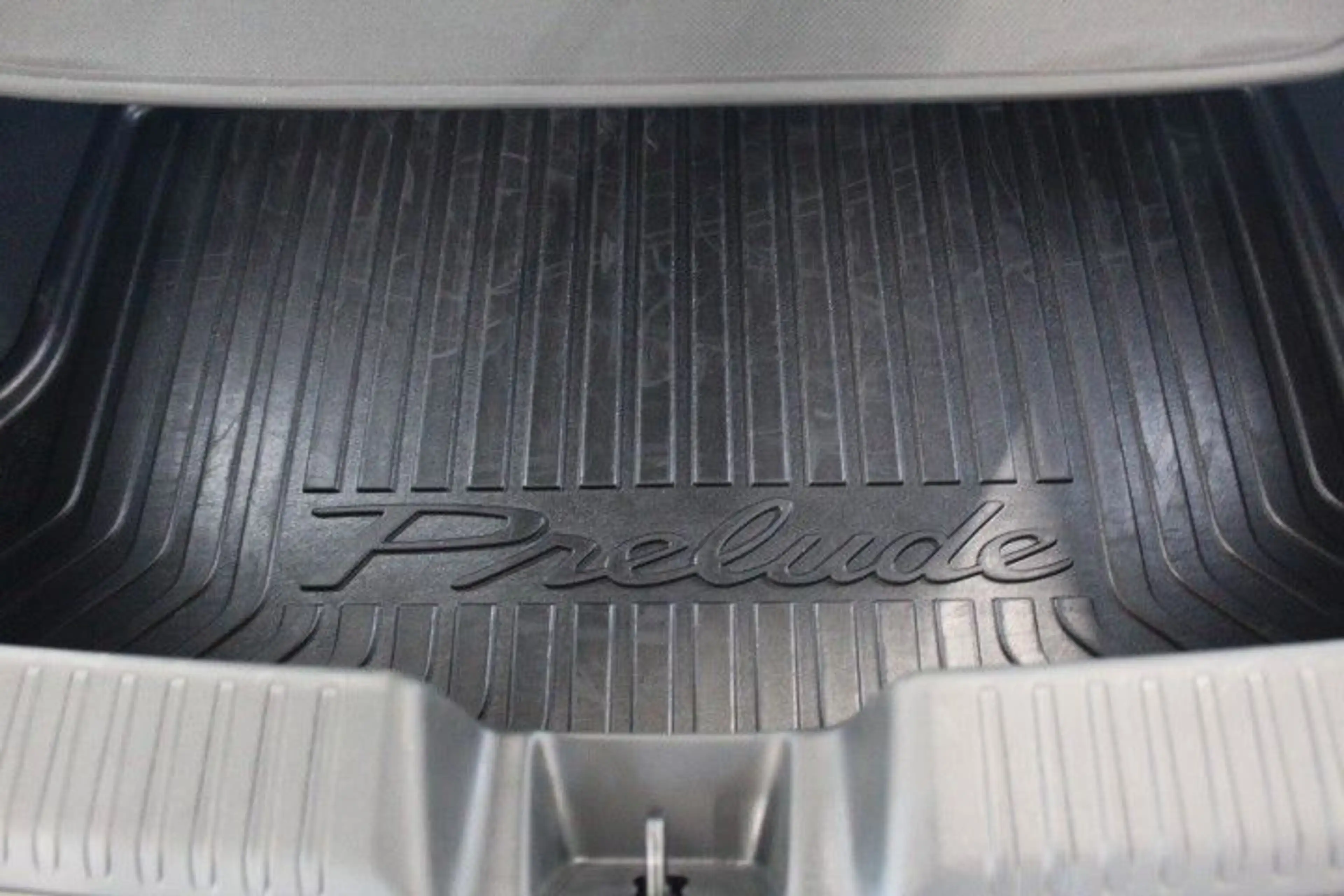 Honda Prelude e:HEV Advance, Black Paket+Illumination — photo 11