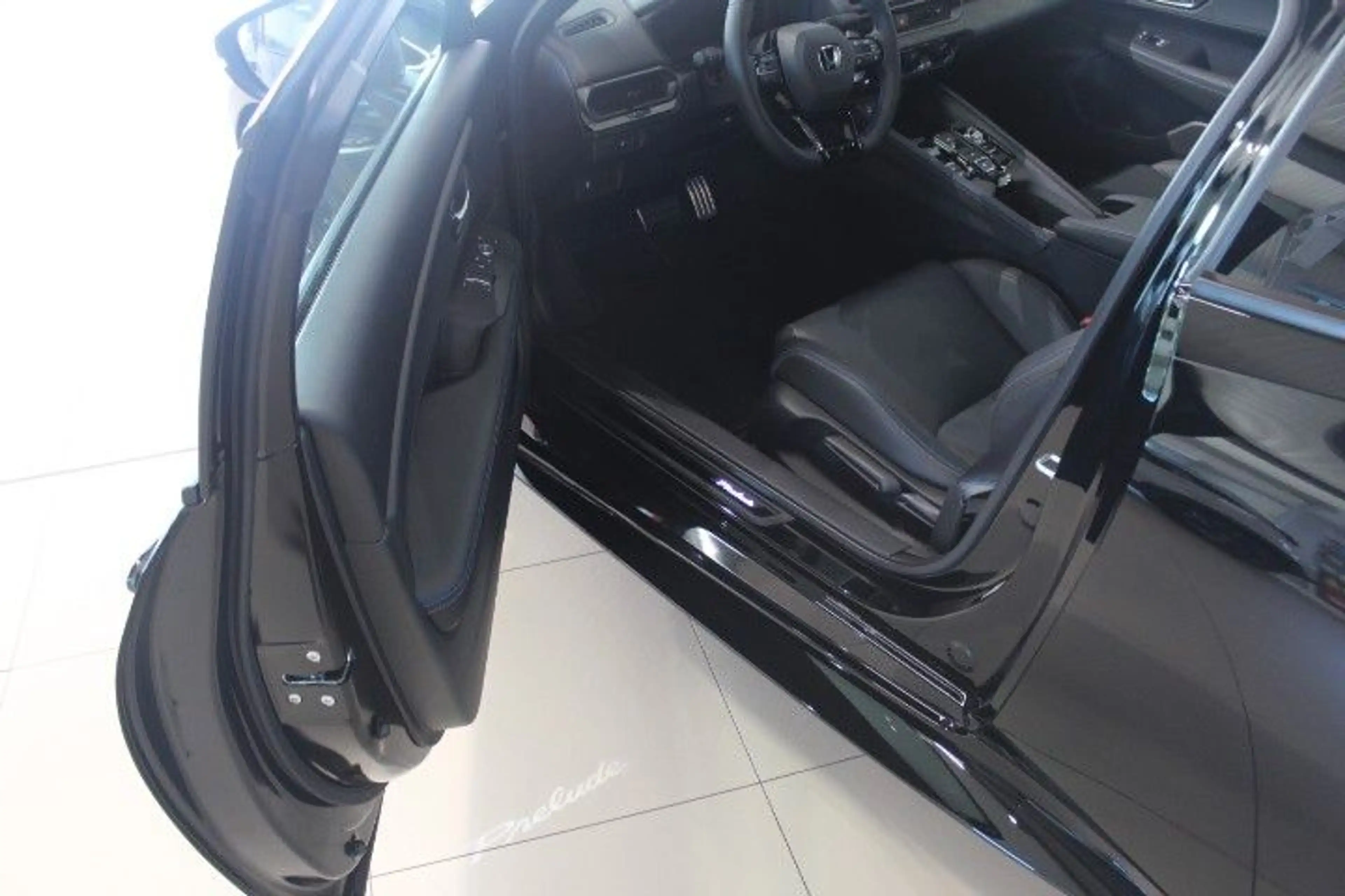 Honda Prelude e:HEV Advance, Black Paket+Illumination — photo 14