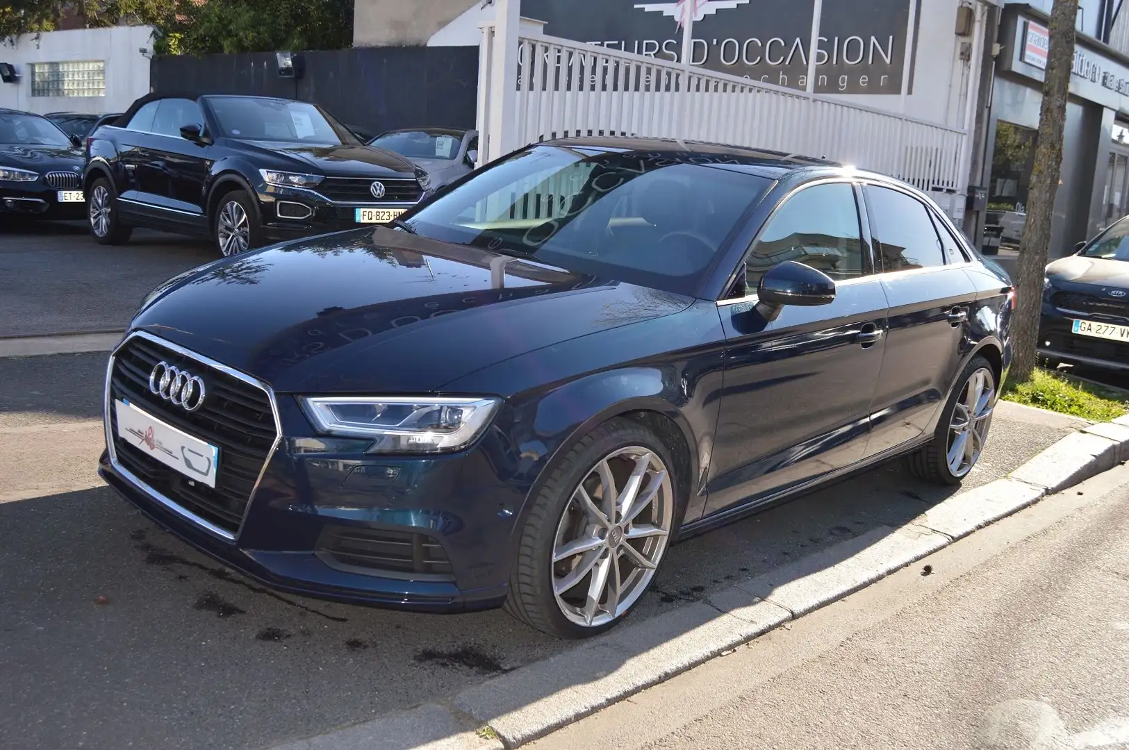 Audi A3 30 TFSI 116CH DESIGN LUXE EURO6D-T - 1