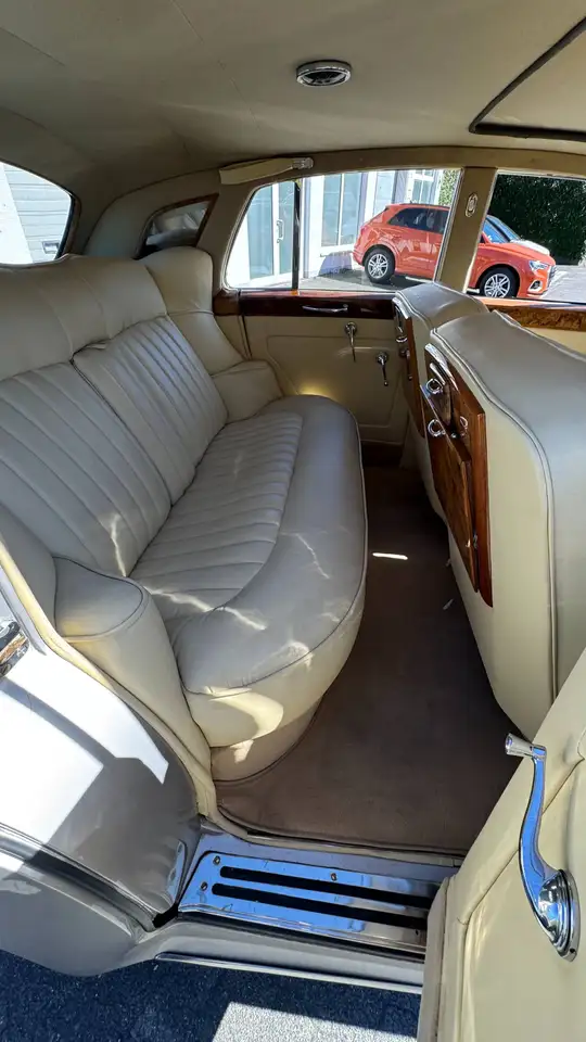 Bentley S1 Standard Steel Saloon, foto 6