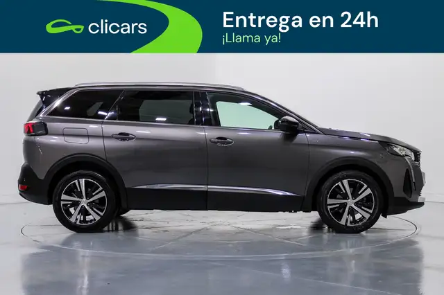 Peugeot 5008 view 7