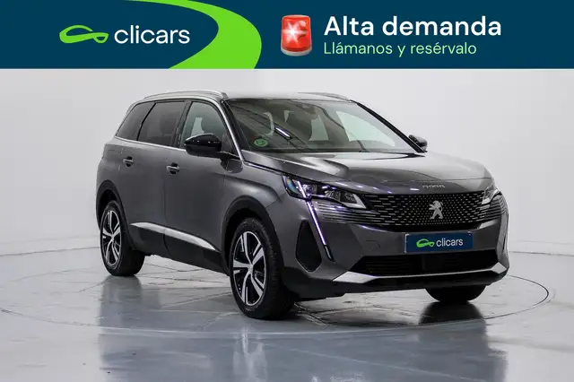 Peugeot 5008 view 3