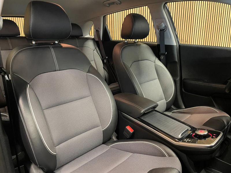 Kia e-Niro DynamicLine 39 kWh|100% SOH|1/2 LEDER|ACC|APPLE CA — photo 7