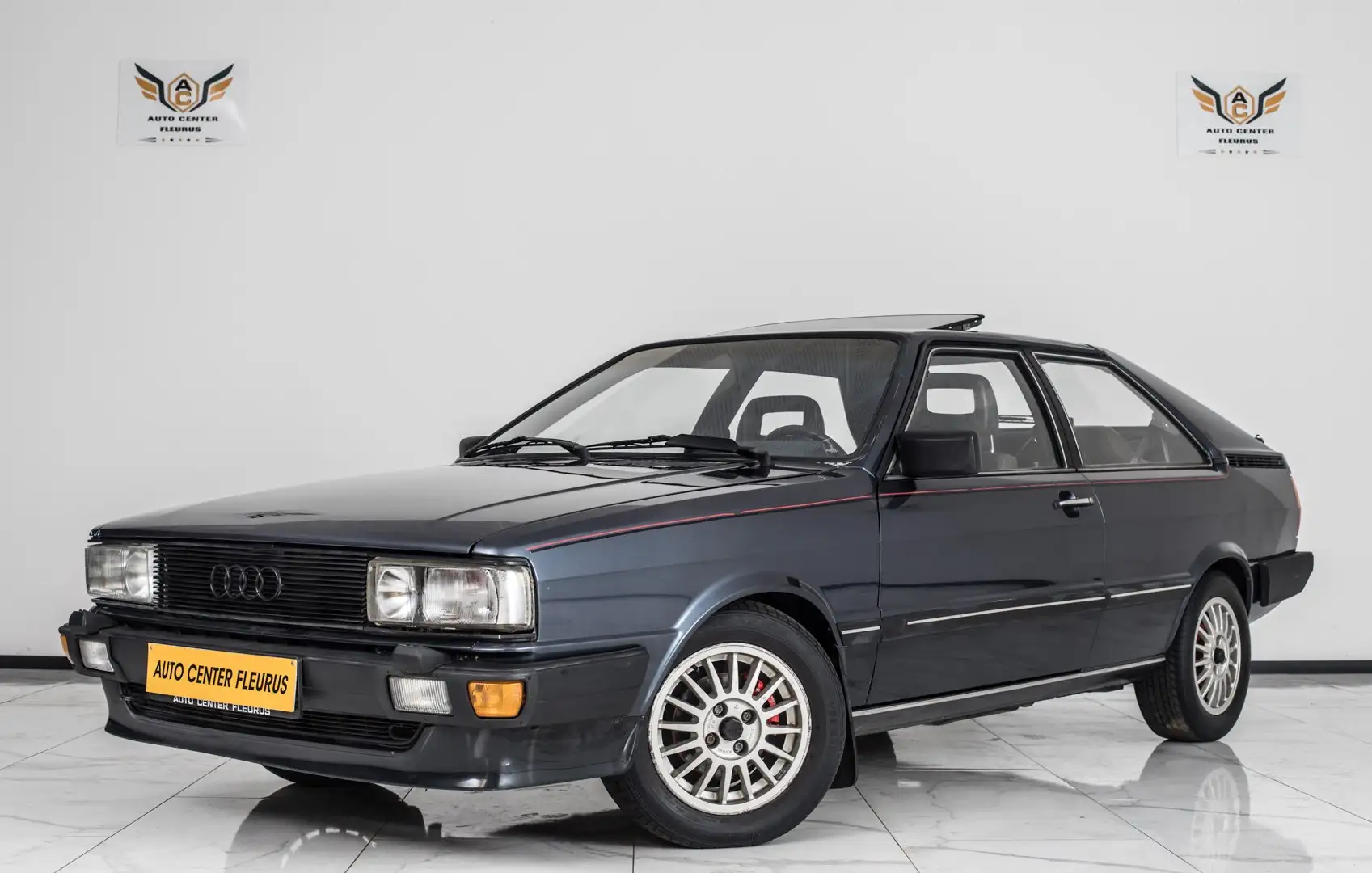 Audi Coupe GT 2.1i Gri - 1