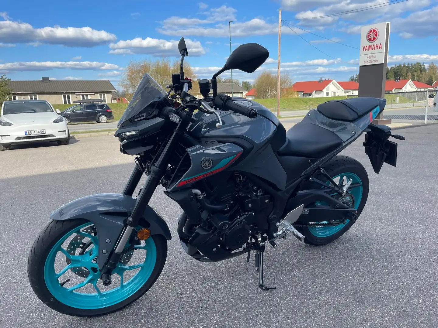 Yamaha MT-03 Blau - 1