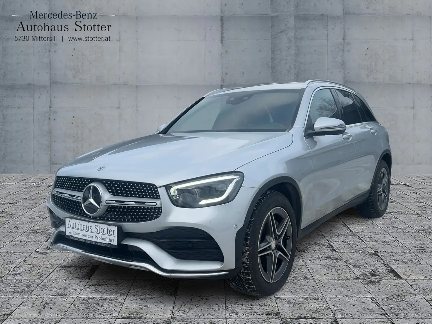 Mercedes-Benz GLC 200 d 4MATIC *AMG*AHK*Navi*MBeam* Silber - 1