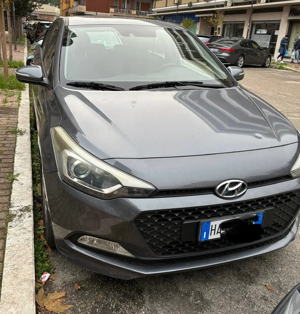 Hyundai i20 i20 5p 1.1 crdi Classic 75cv Grigio - 1